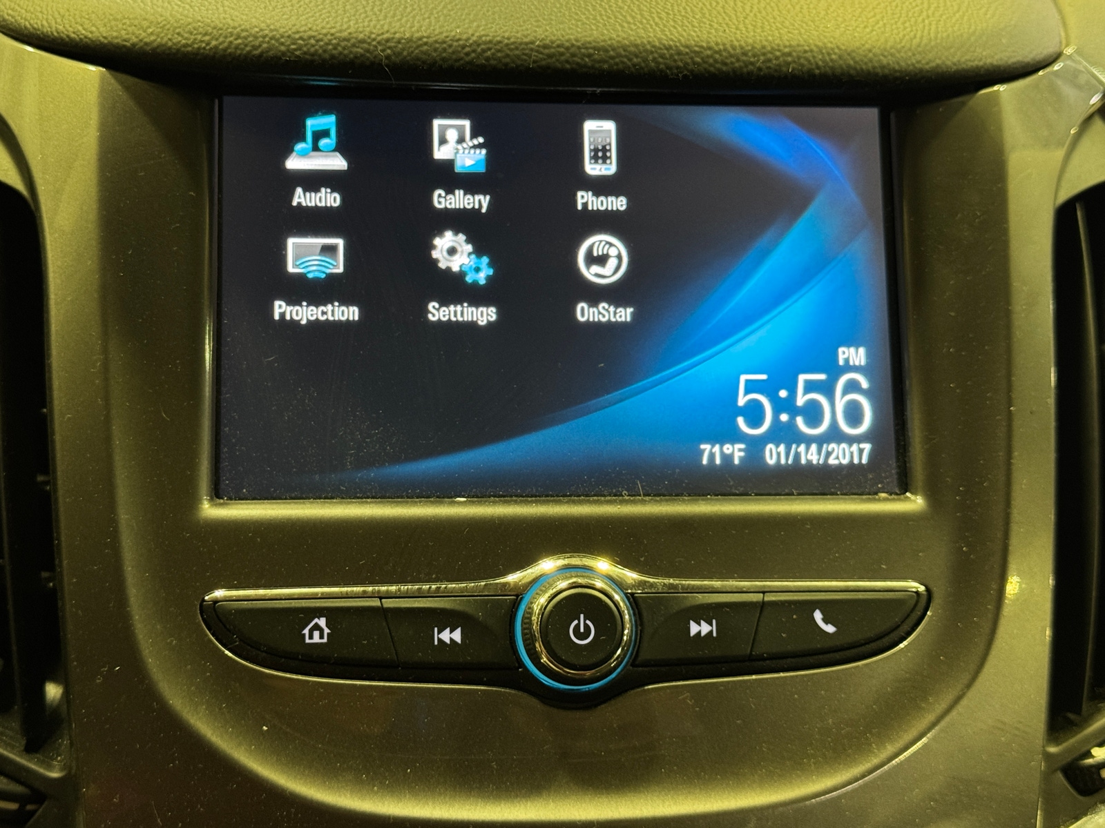 Thumbnail: 2017 Chevrolet Cruze - 4