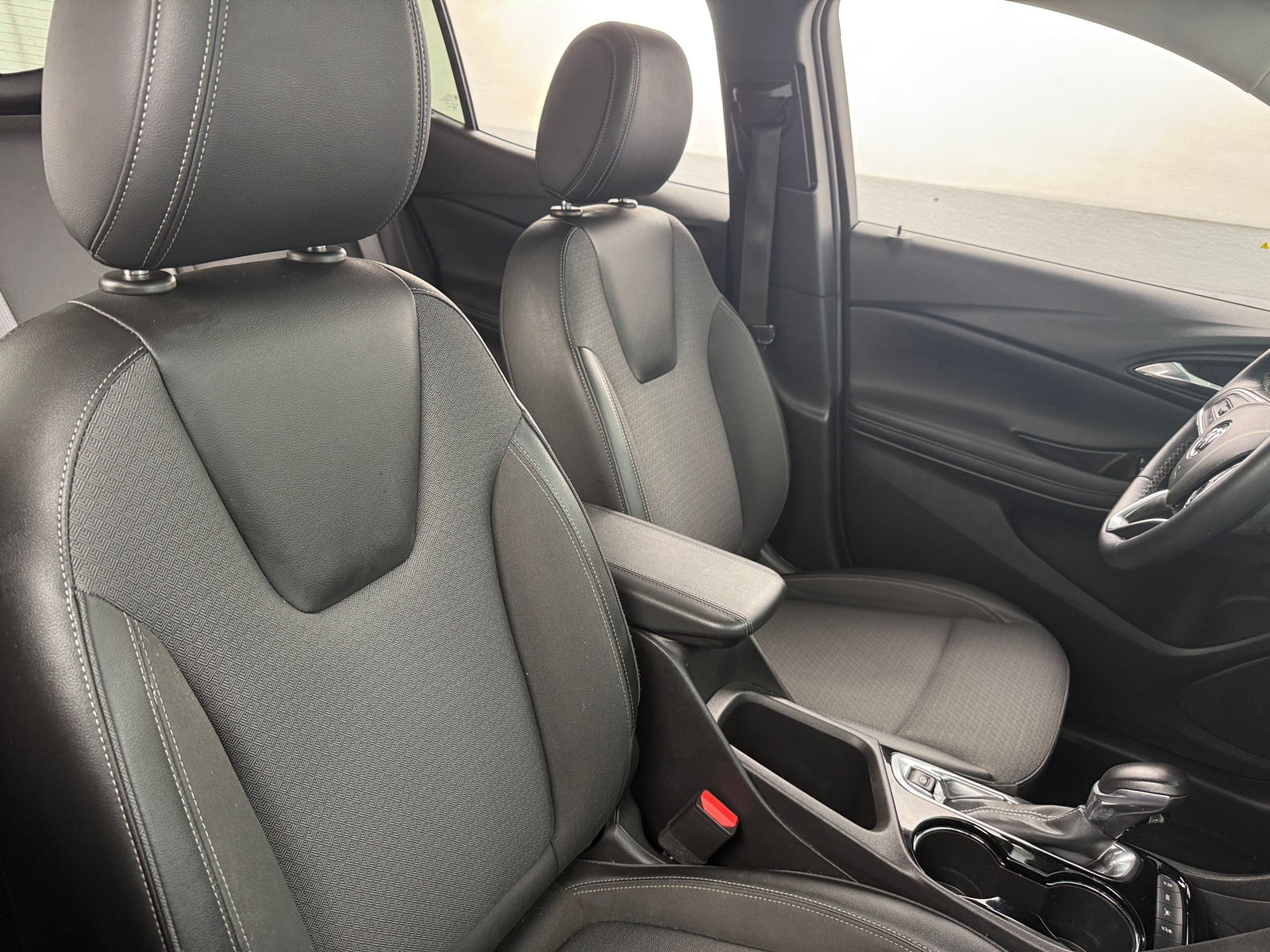 Thumbnail: 2023 Buick Encore GX - 2