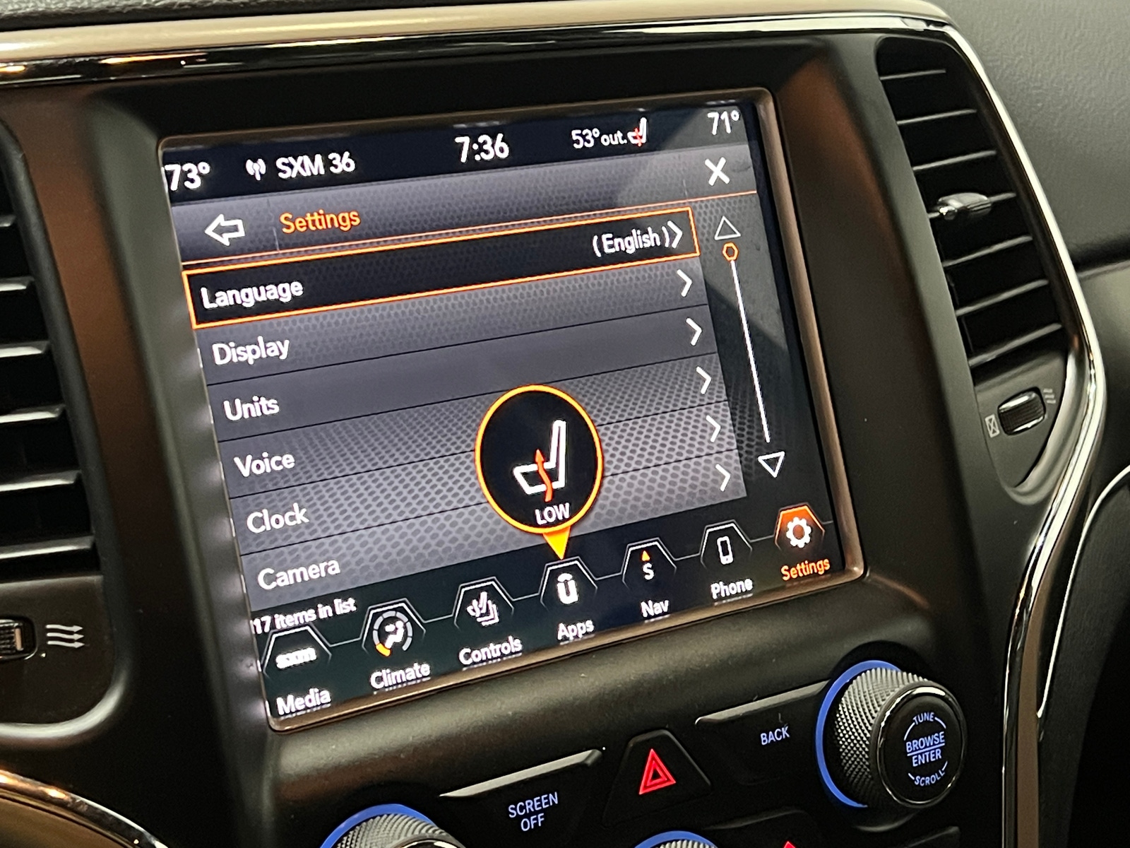 Thumbnail: 2017 Jeep Grand Cherokee - 3