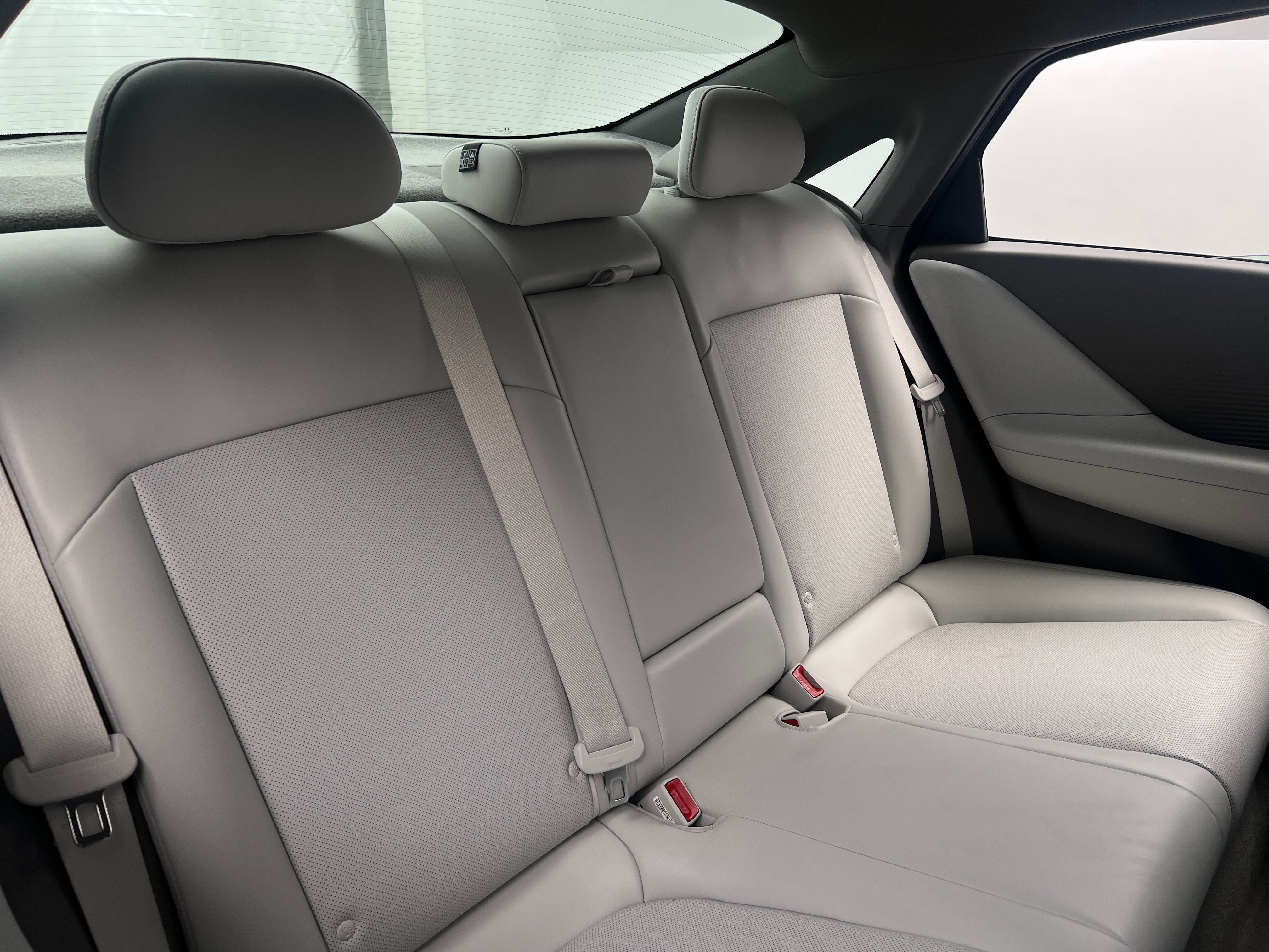 Used 2023 Hyundai IONIQ 6 SEL with VIN KMHM34AC3PA038525 for sale in Oak Creek, WI