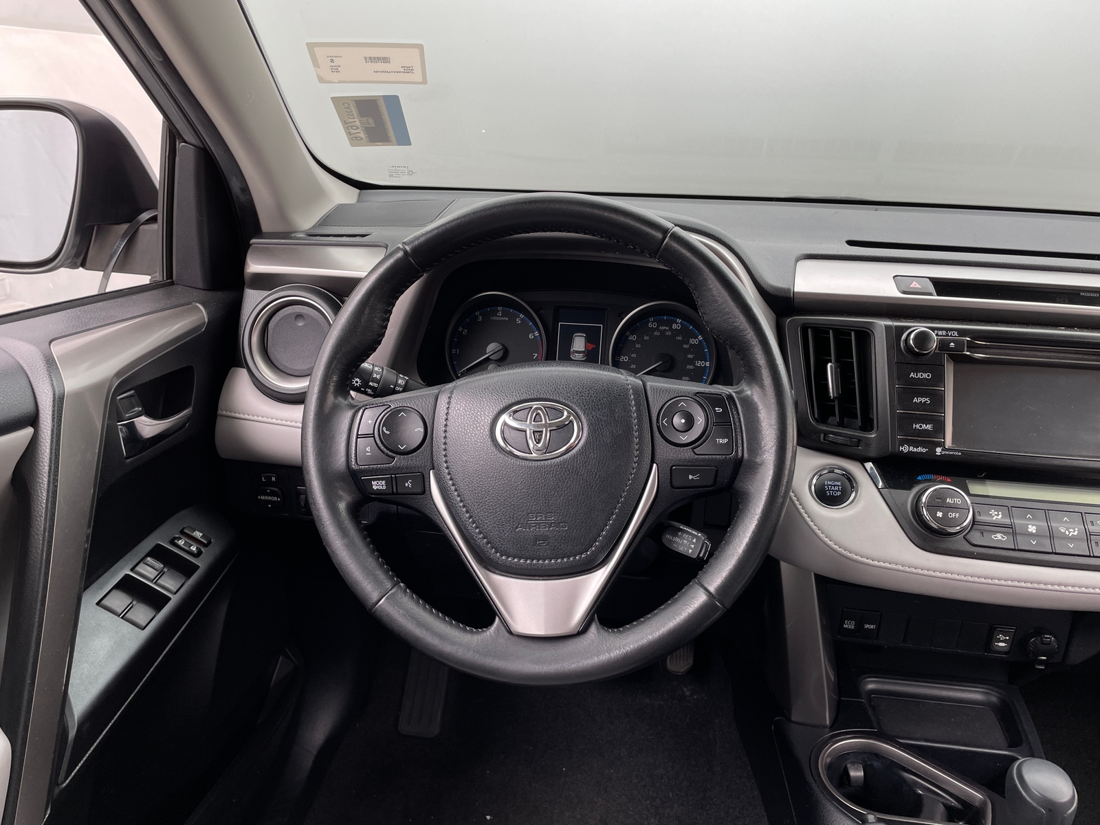 Thumbnail: 2018 Toyota RAV4 - 5