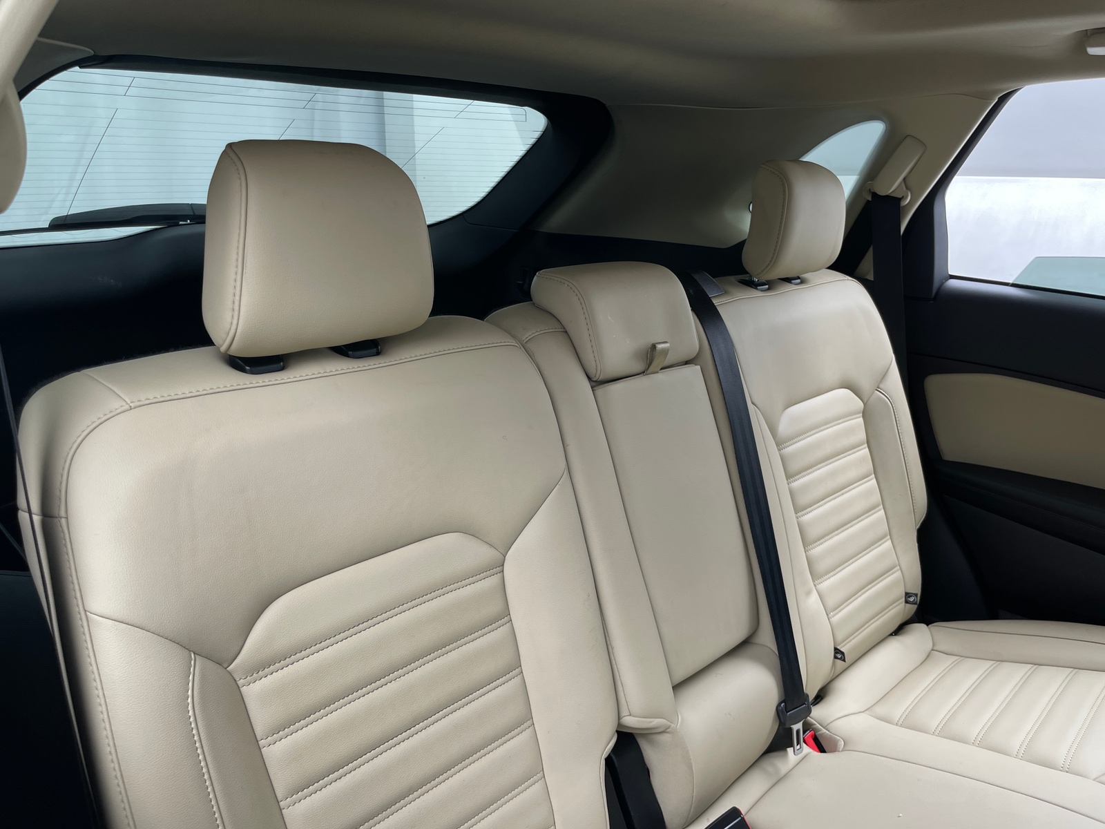 Thumbnail: 2019 Ford Edge - 5