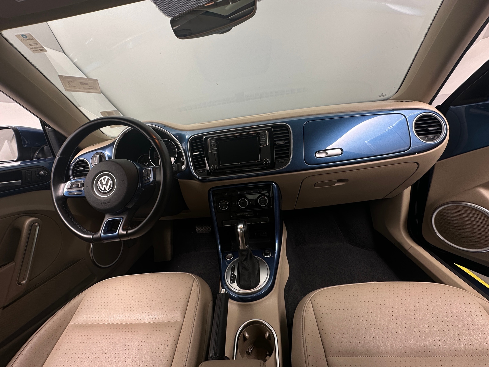 Thumbnail: 2019 Volkswagen Beetle - 2