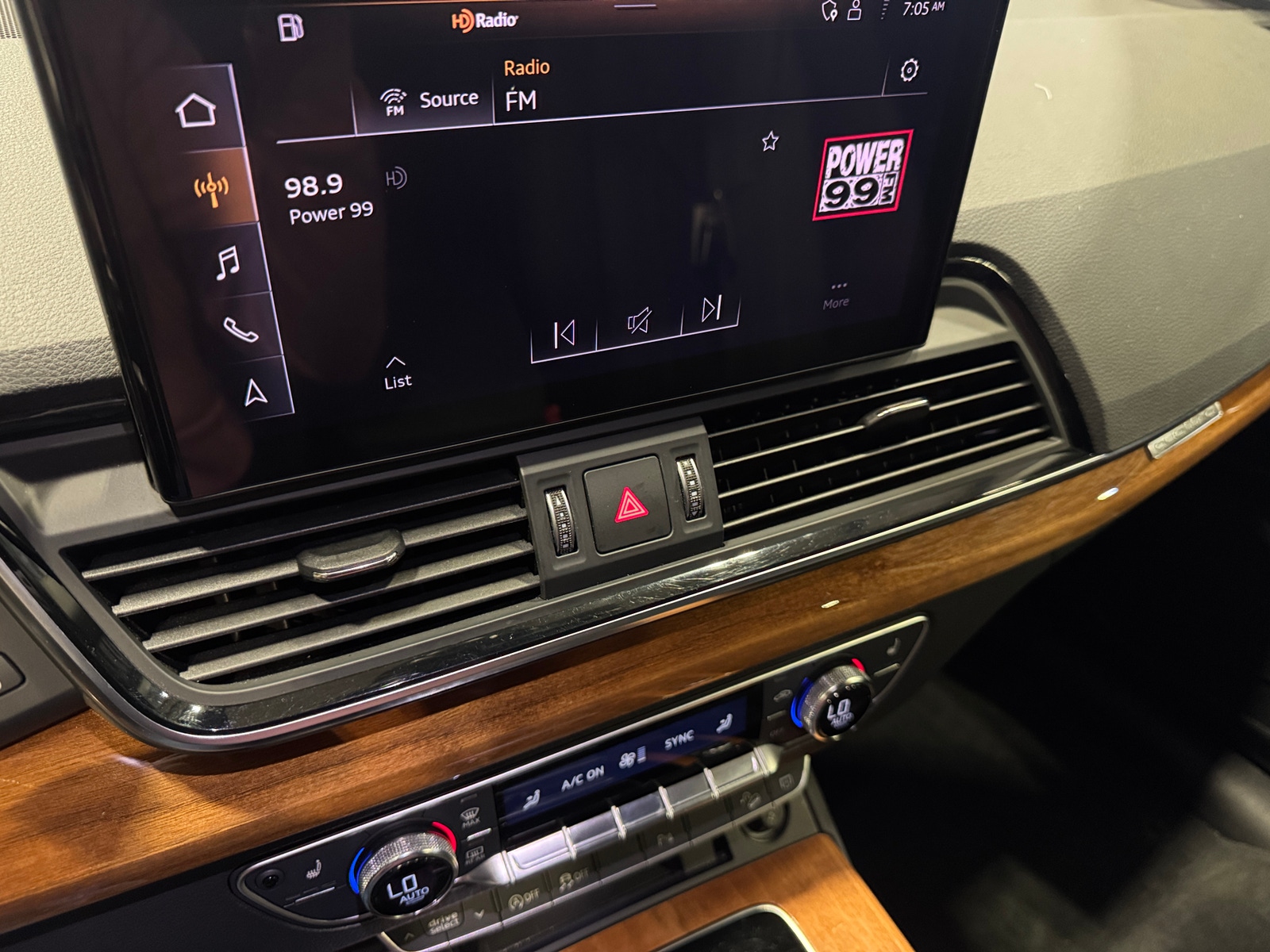 Thumbnail: 2021 Audi Q5 - 3