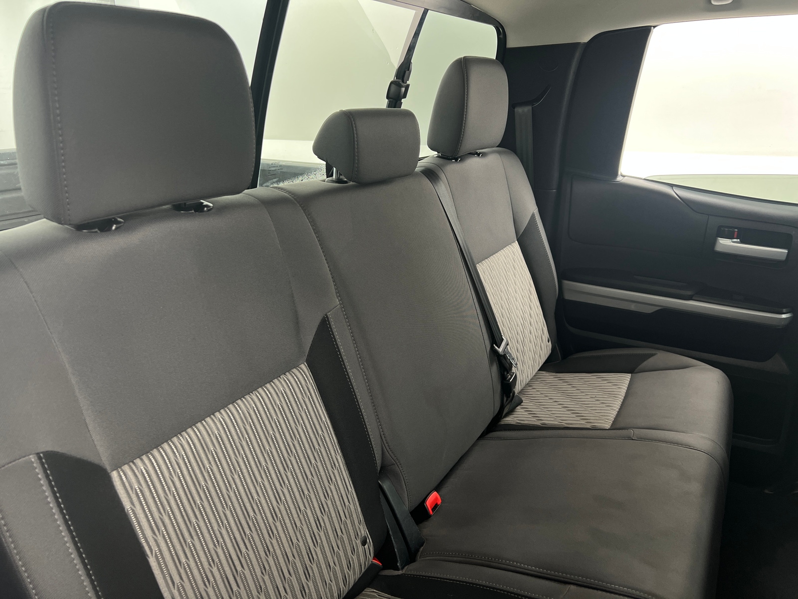 Thumbnail: 2016 Toyota Tundra - 6