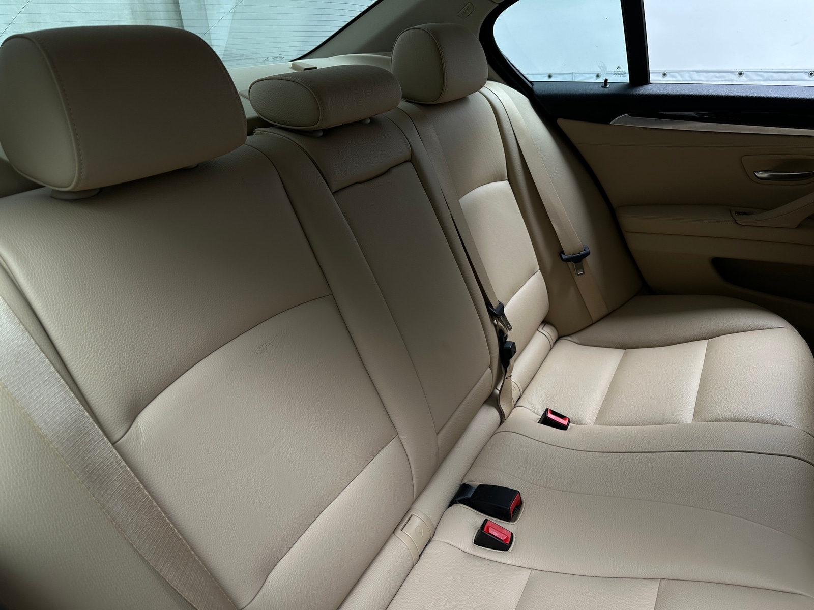 Thumbnail: 2015 BMW 5 Series - 5