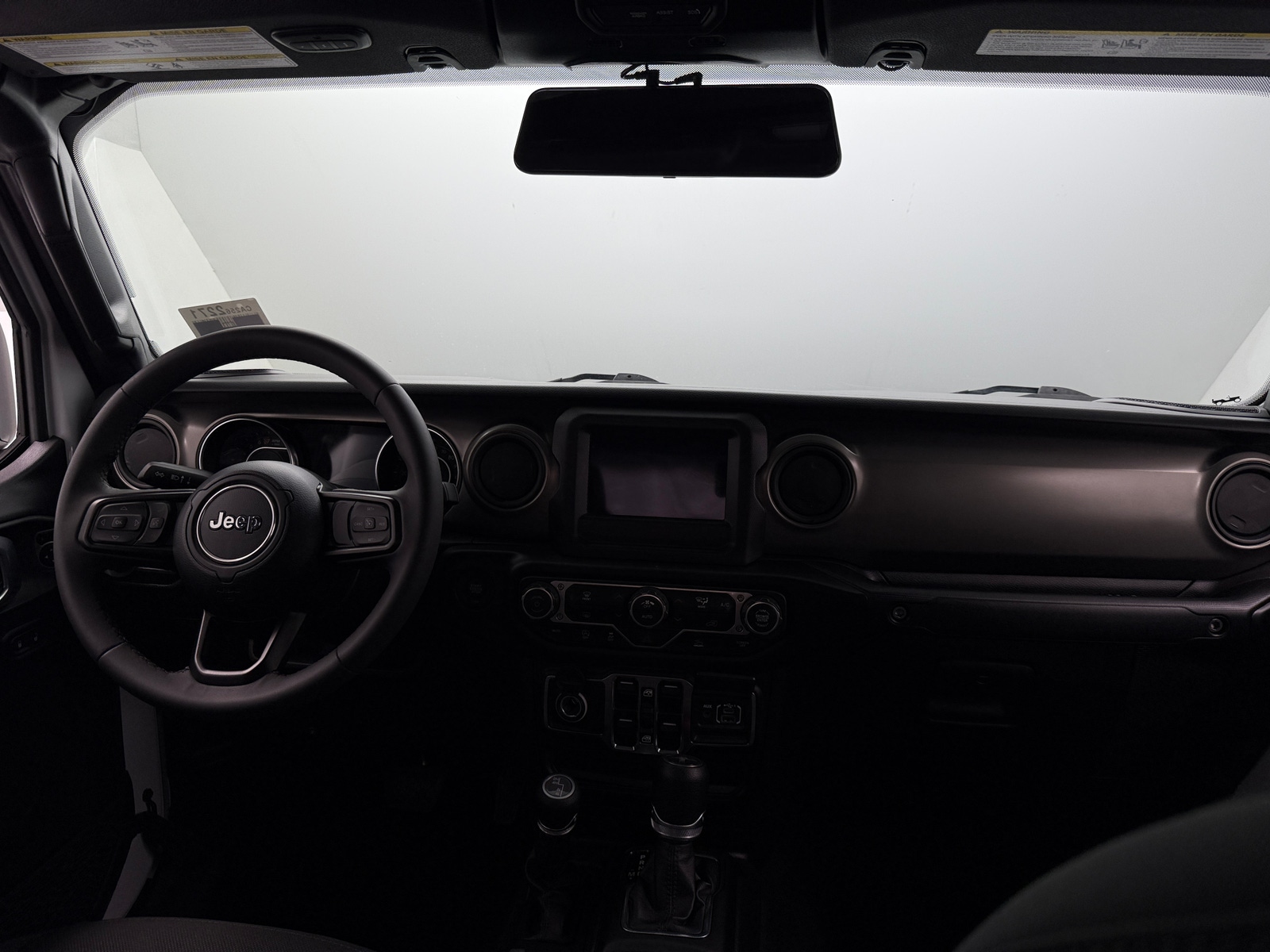Thumbnail: 2023 Jeep Gladiator - 3