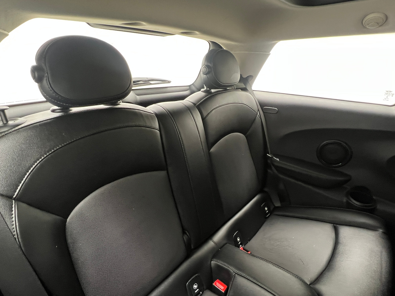 Thumbnail: 2017 MINI Cooper Hardtop - 5
