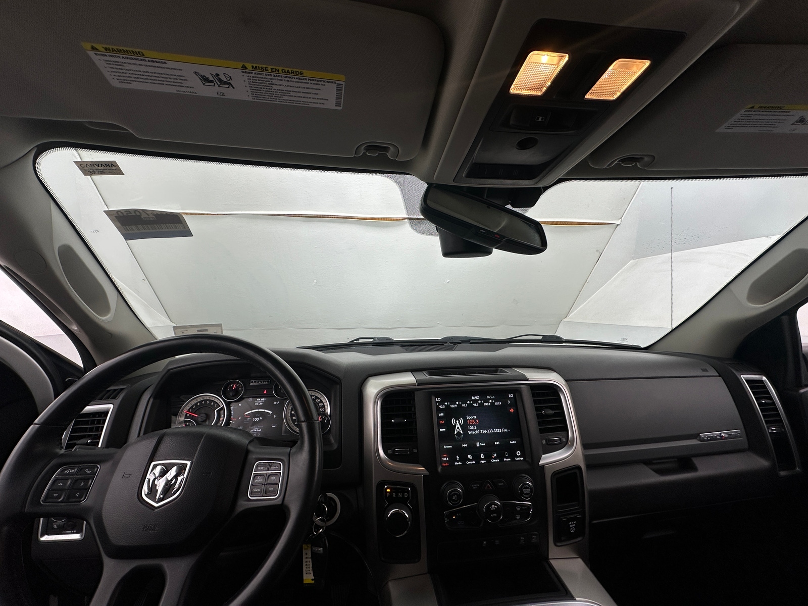 Thumbnail: 2019 RAM 1500 Classic - 3