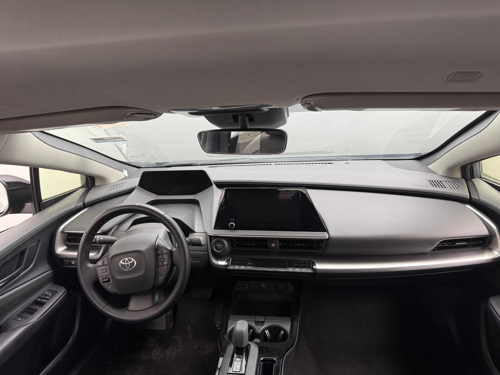 Thumbnail: 2024 Toyota Prius - 3