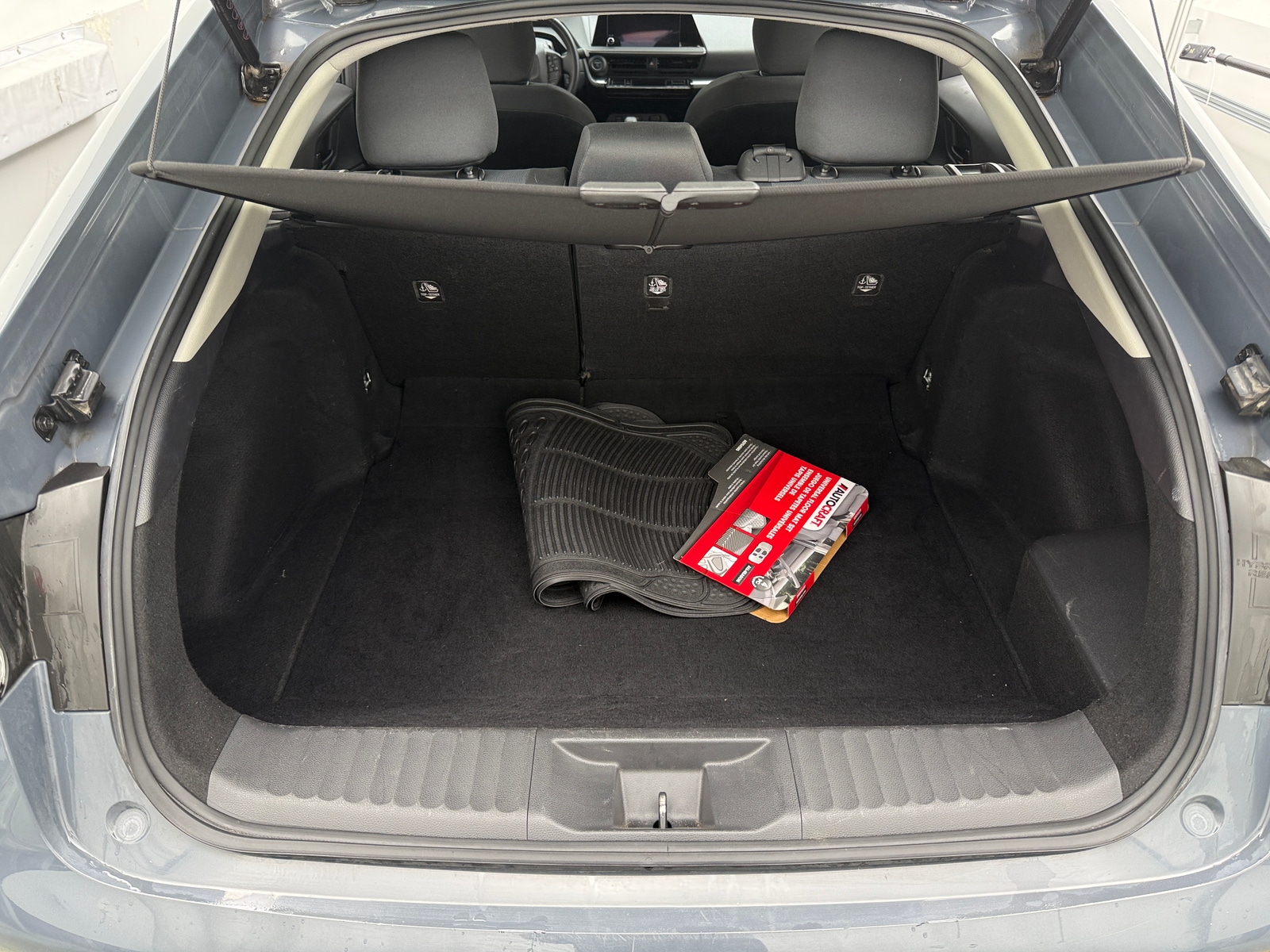 Thumbnail: 2024 Toyota Prius - 7