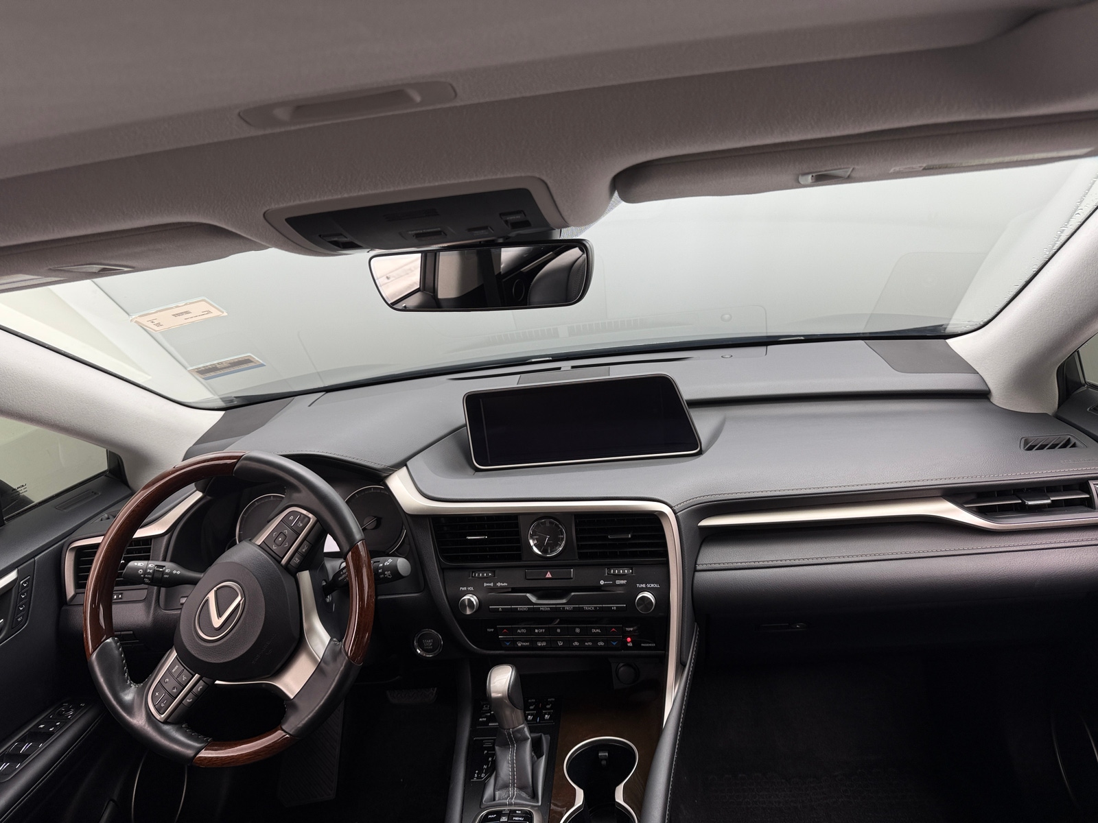 Thumbnail: 2019 Lexus RX - 2