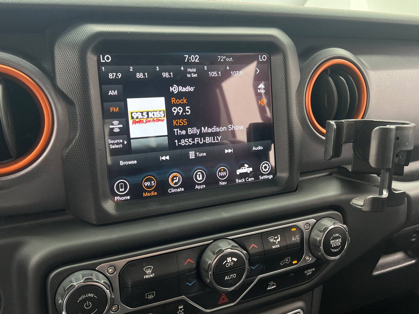 Thumbnail: 2021 Jeep Gladiator - 3