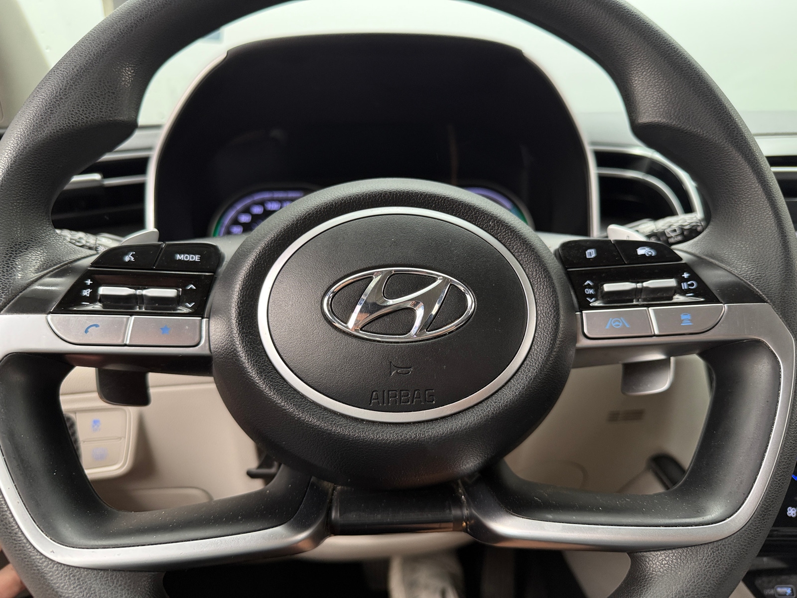 Thumbnail: 2022 Hyundai Tucson - 5
