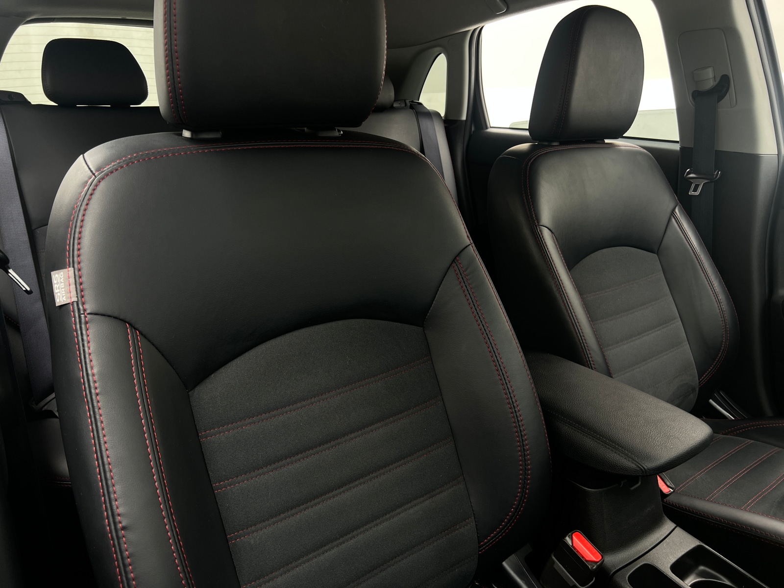 Thumbnail: 2024 Mitsubishi Outlander Sport - 2