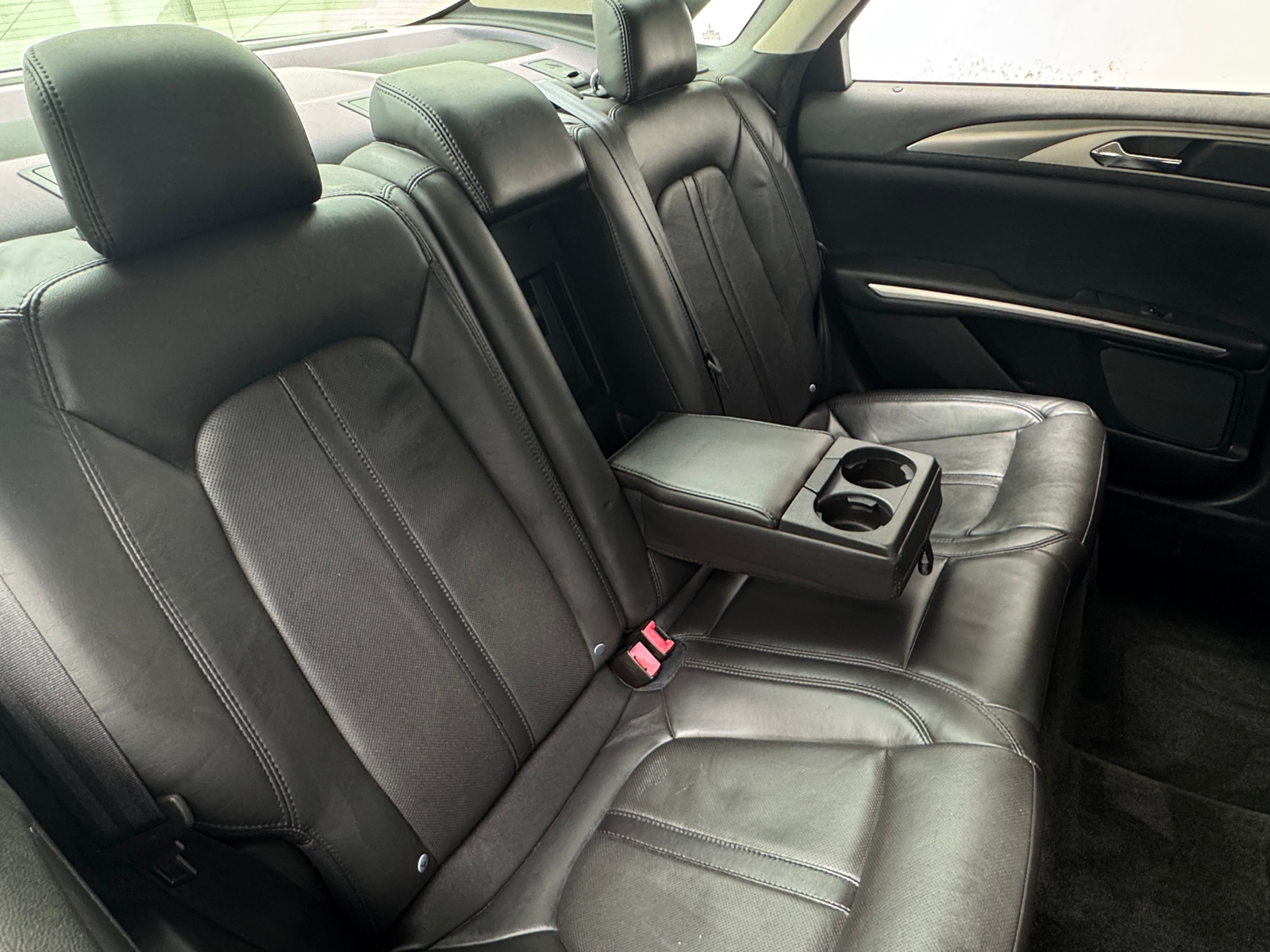 Thumbnail: 2014 Lincoln MKZ - 5