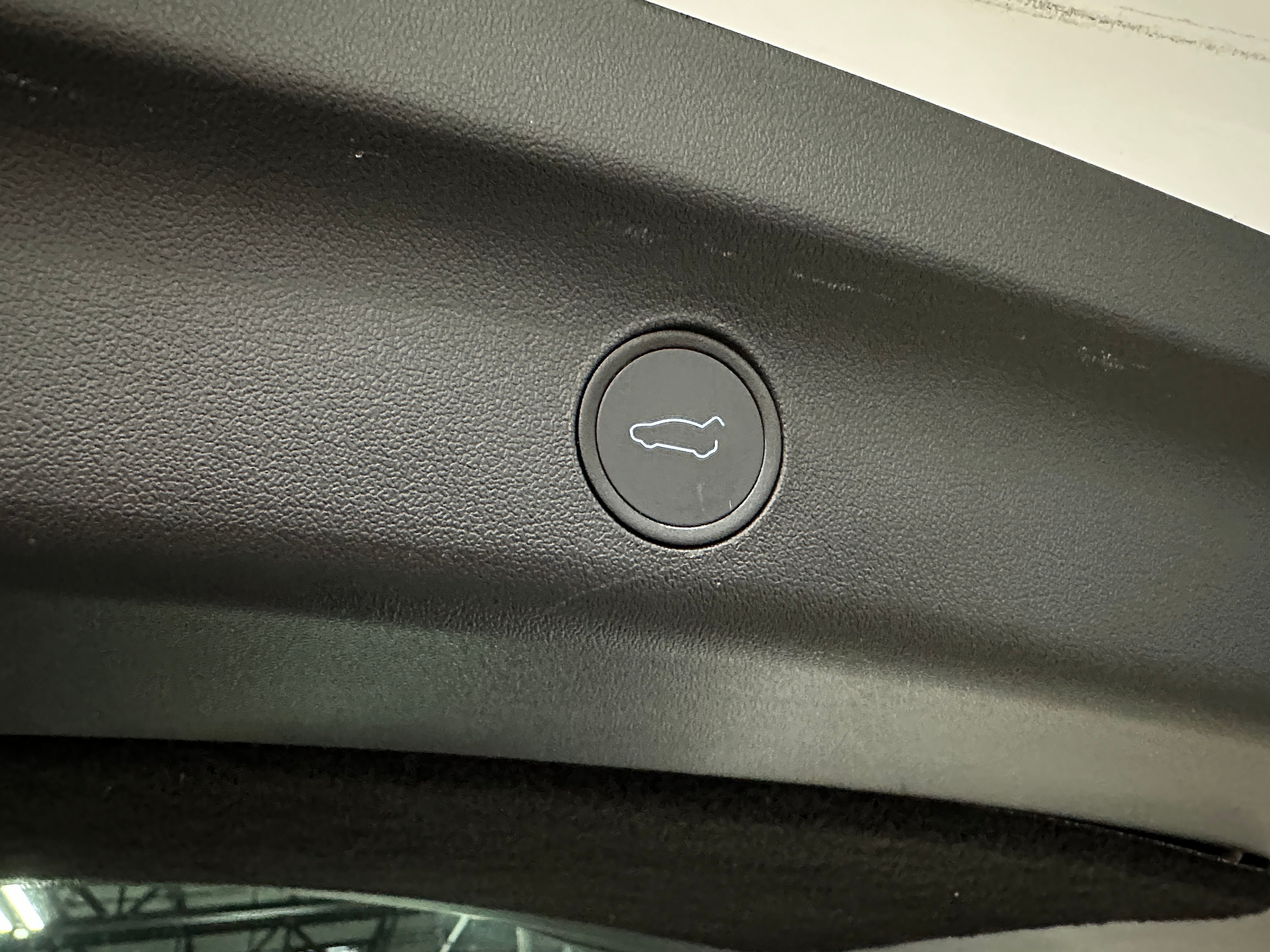 Used 2021 Tesla Model Y Long Range with VIN 5YJYGDEE2MF255816 for sale in Auburn, WA