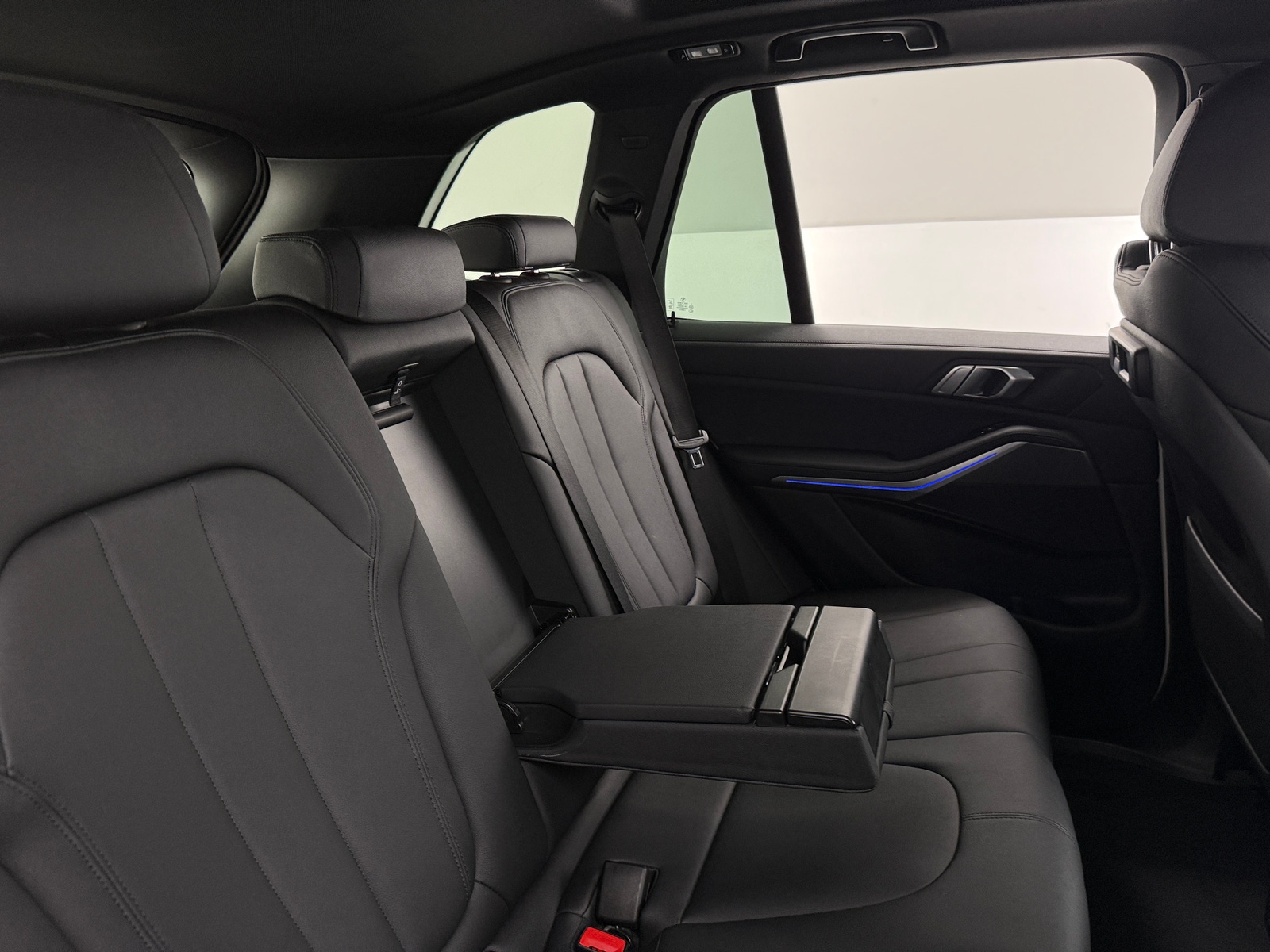 Thumbnail: 2022 BMW X5 - 5