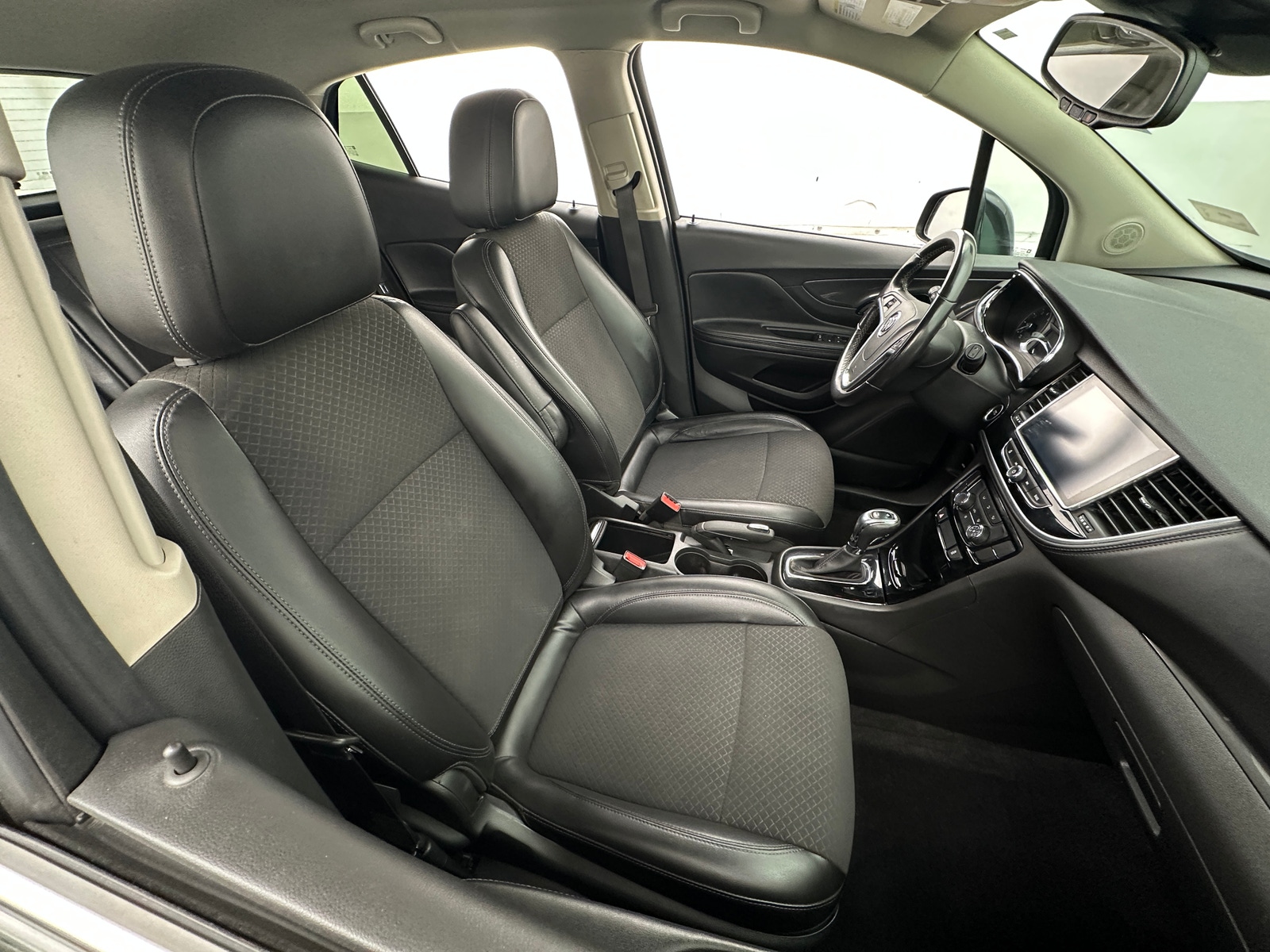 Thumbnail: 2019 Buick Encore - 2