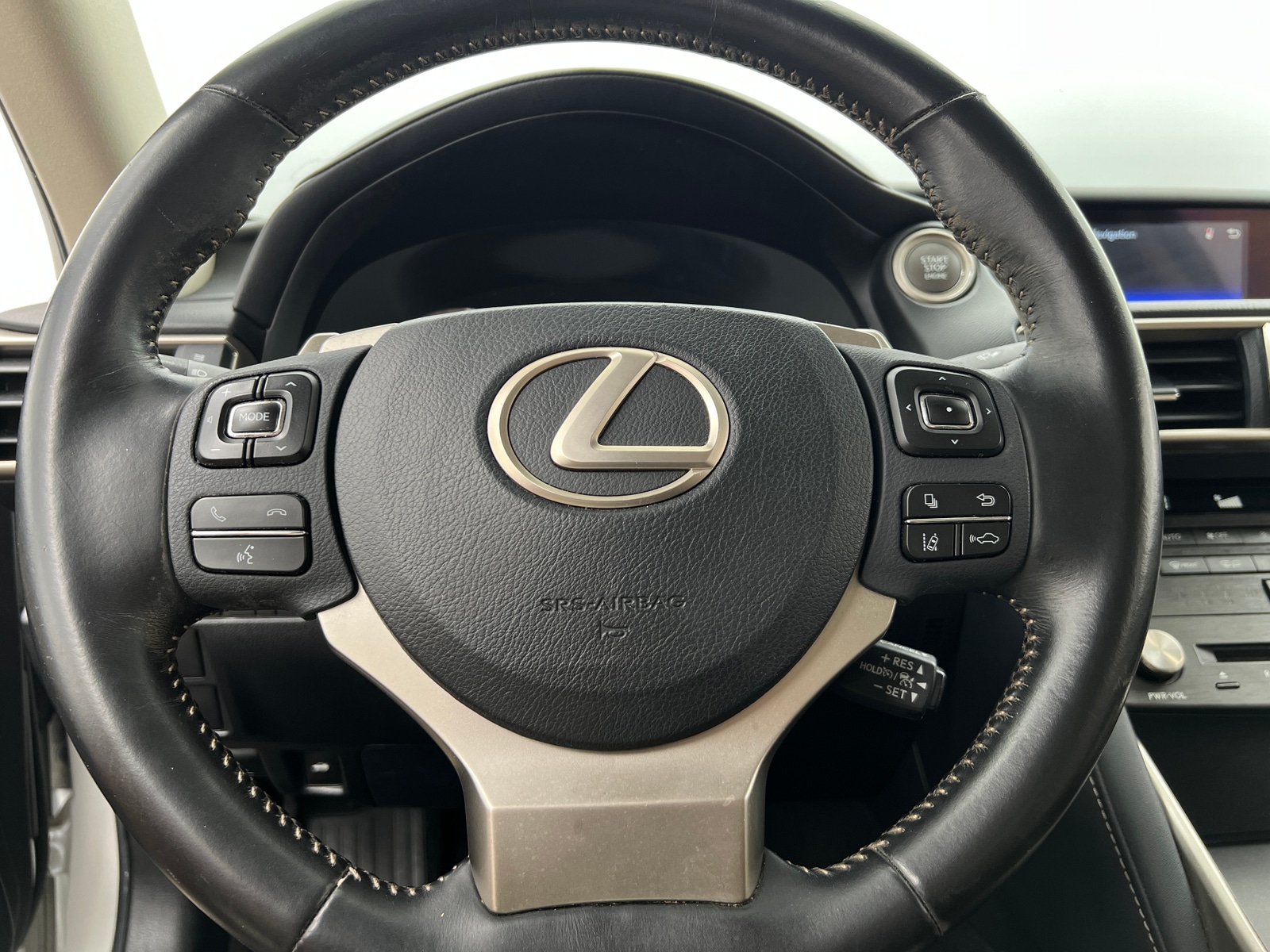 Thumbnail: 2019 Lexus IS - 4