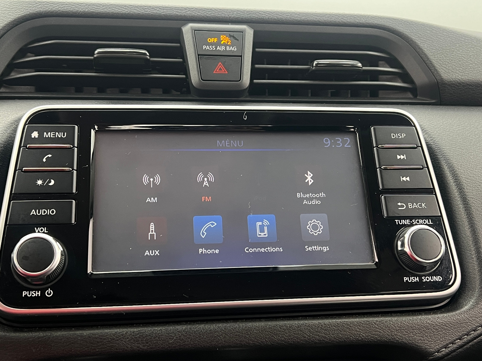 Thumbnail: 2021 Nissan Versa - 4