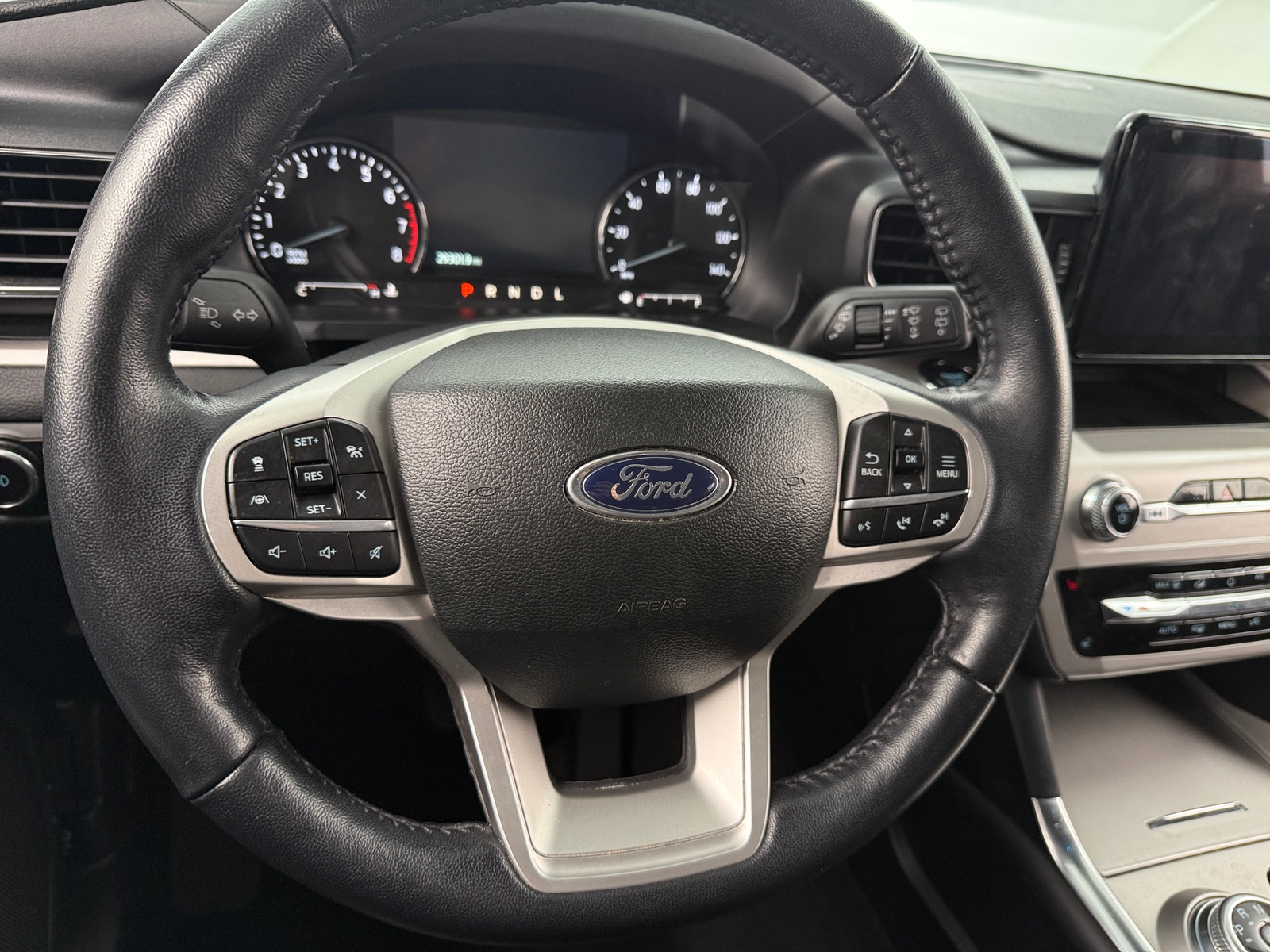 Thumbnail: 2023 Ford Explorer - 5