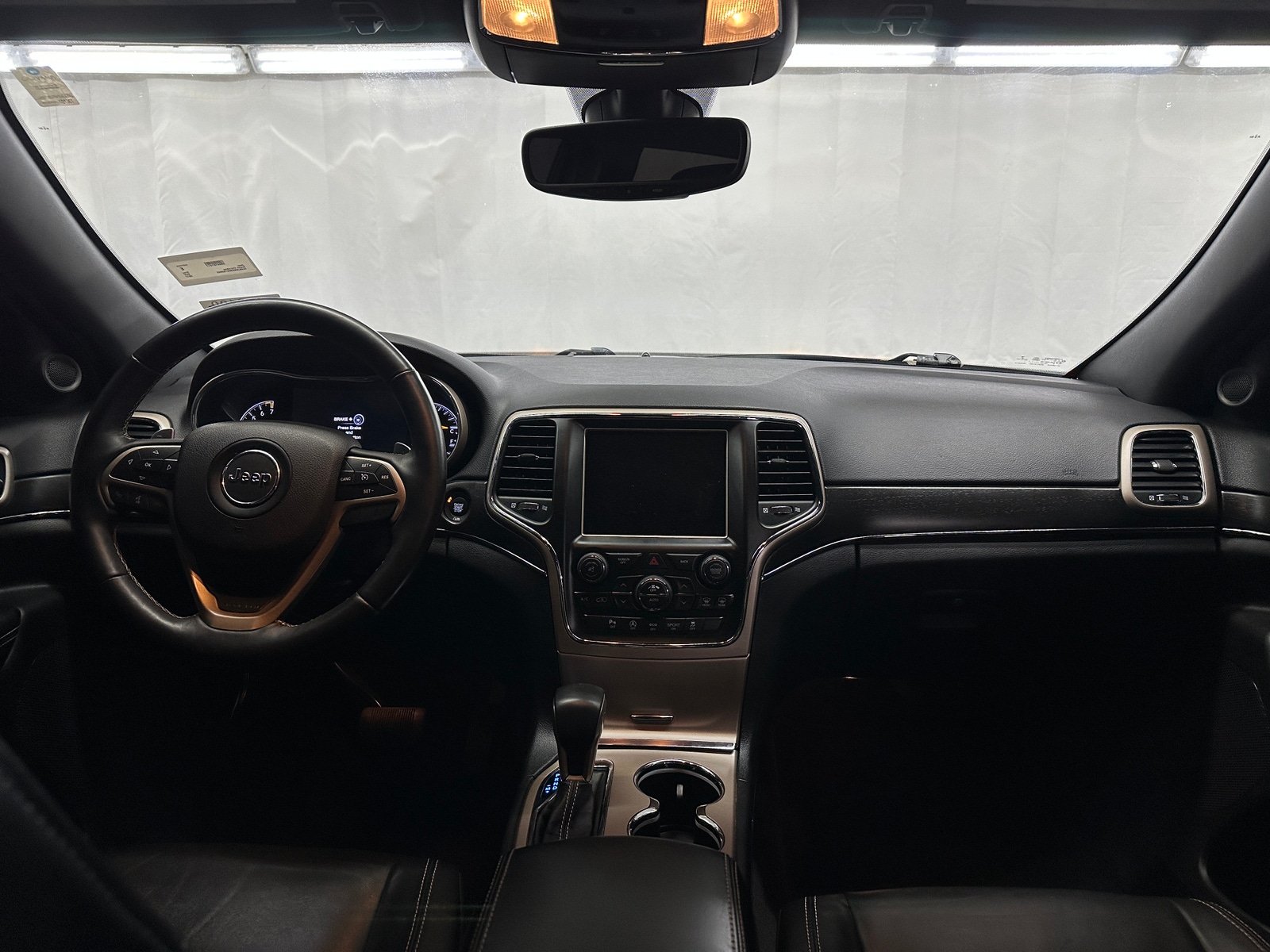 Thumbnail: 2017 Jeep Grand Cherokee - 2
