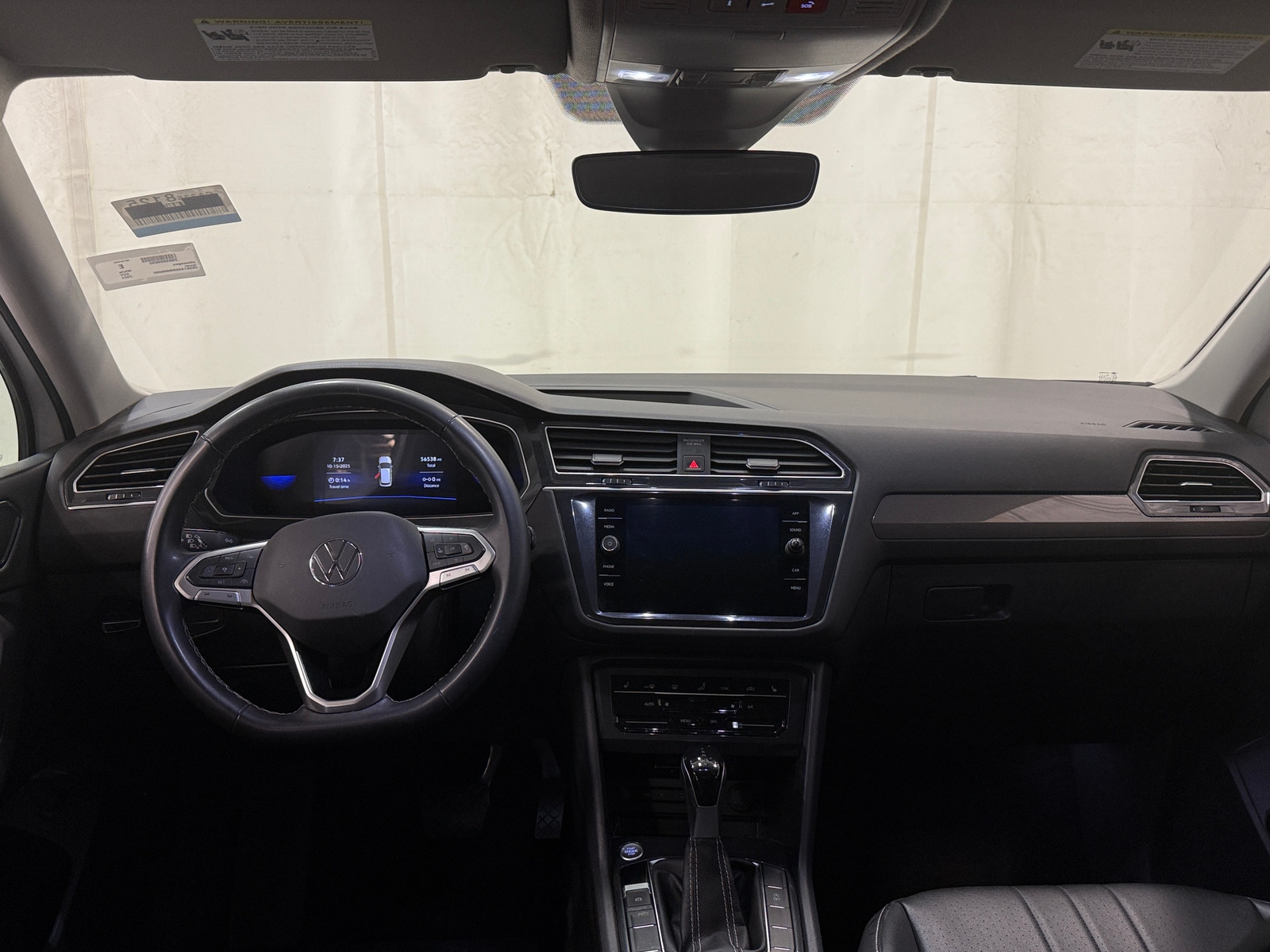 Thumbnail: 2024 Volkswagen Tiguan - 2