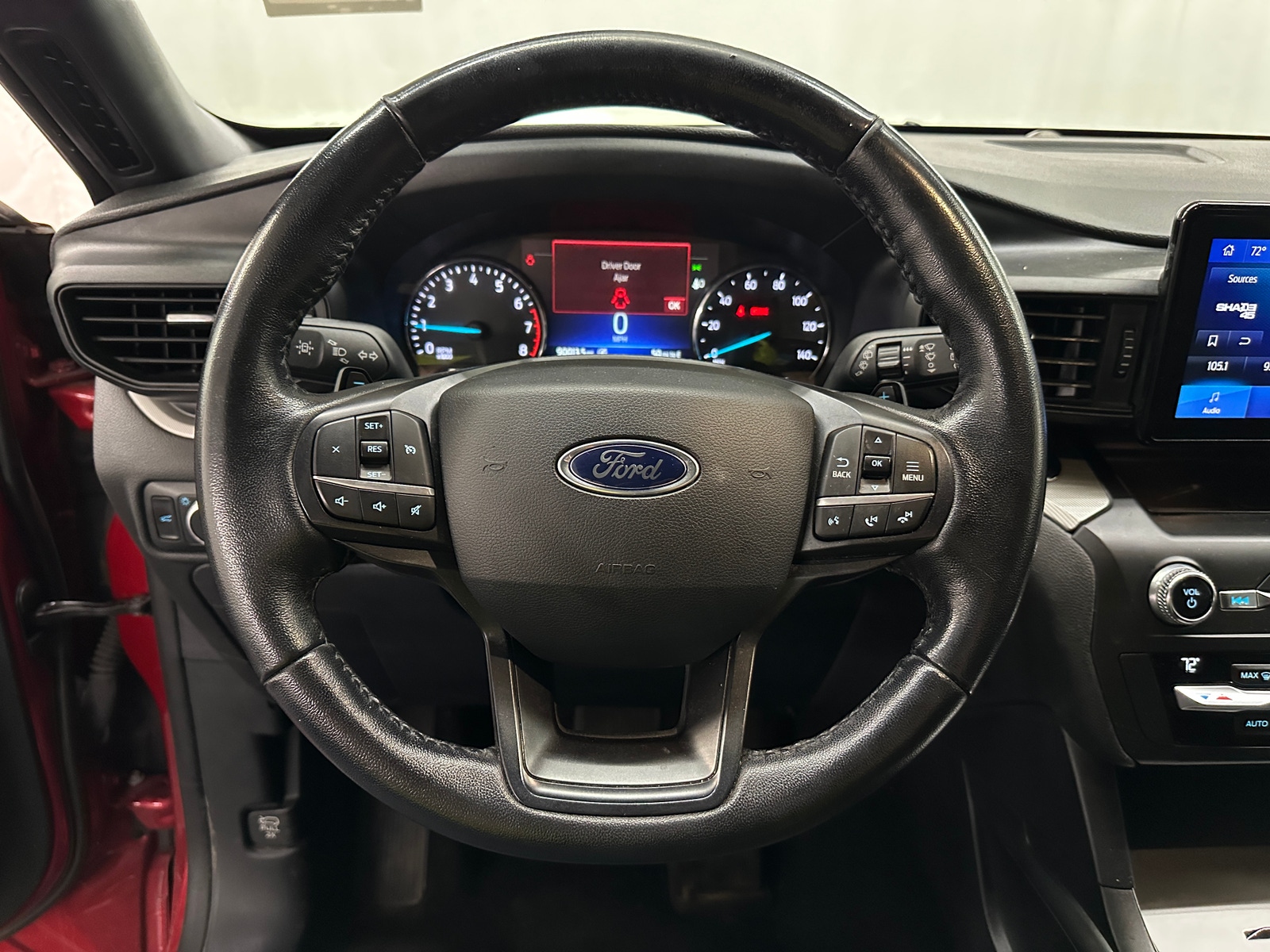Thumbnail: 2020 Ford Explorer - 5