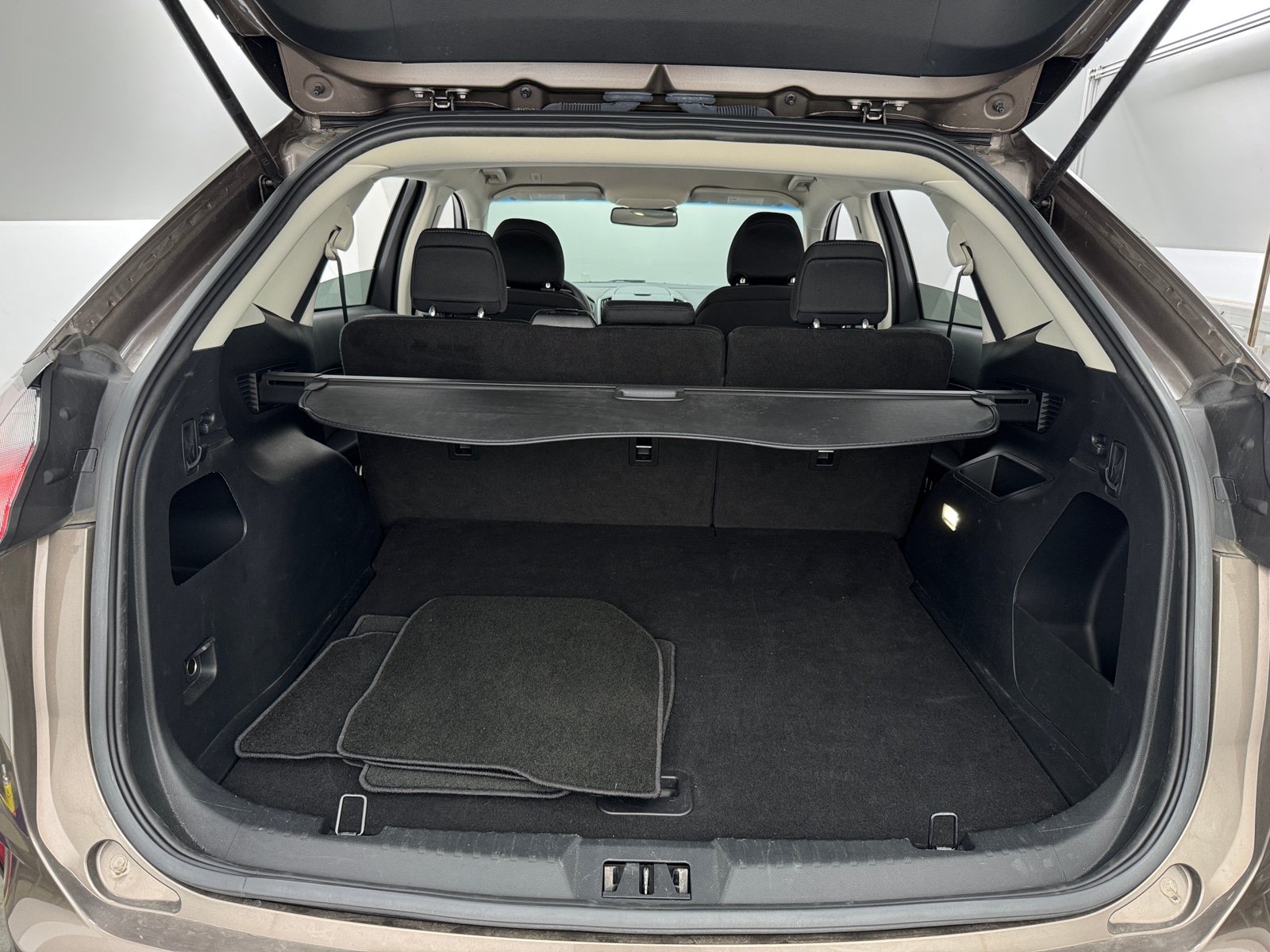 Thumbnail: 2019 Ford Edge - 7
