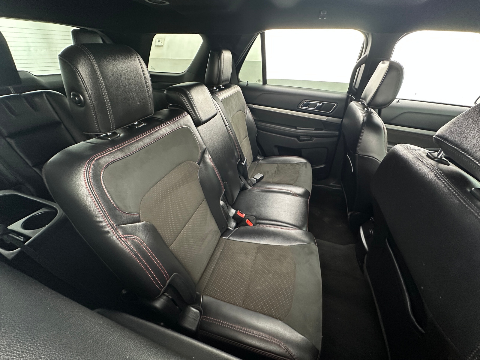 Thumbnail: 2019 Ford Explorer - 6