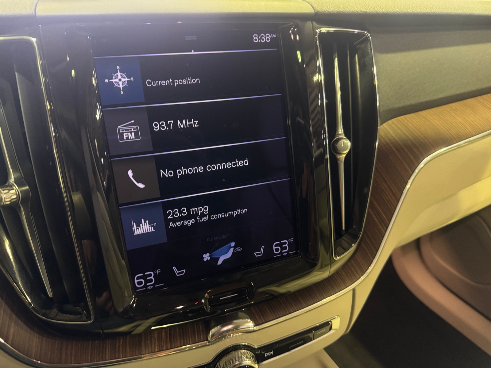 Thumbnail: 2021 Volvo XC60 - 3