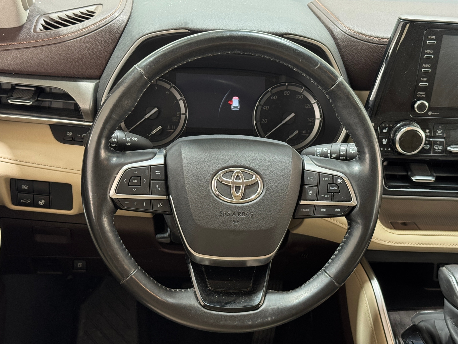 Thumbnail: 2020 Toyota Highlander - 4