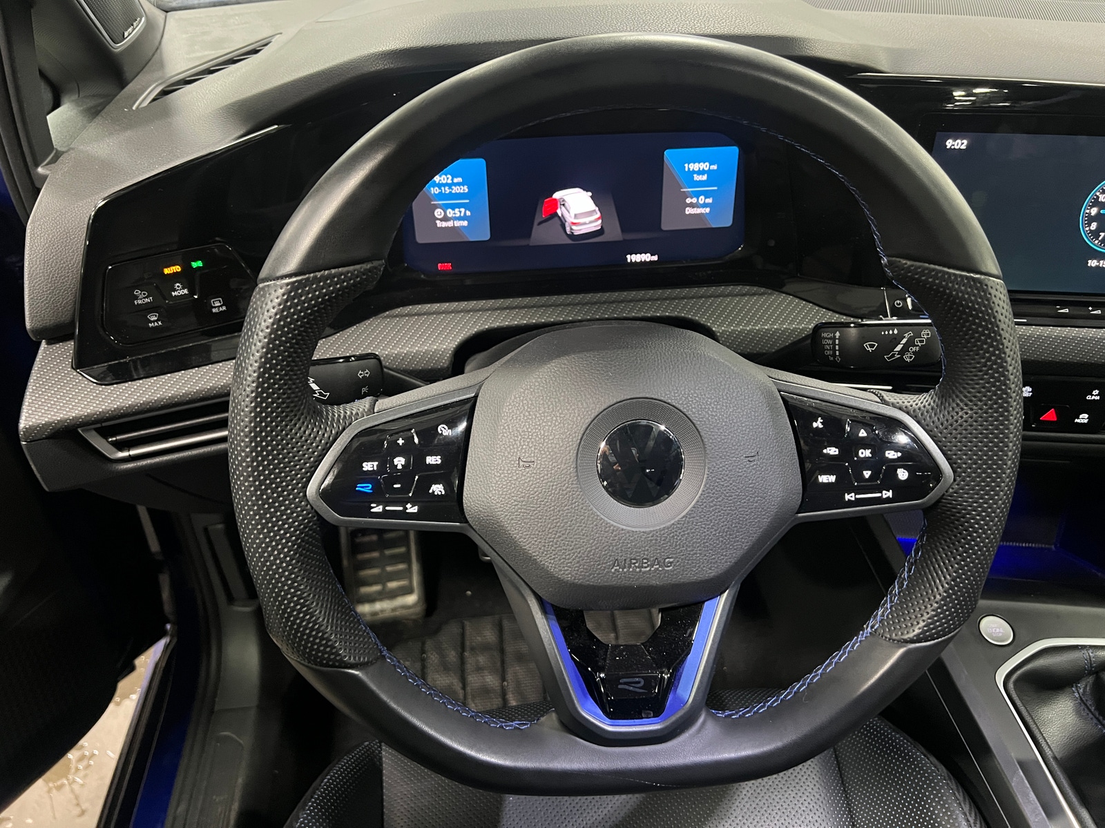 Thumbnail: 2022 Volkswagen Golf - 4