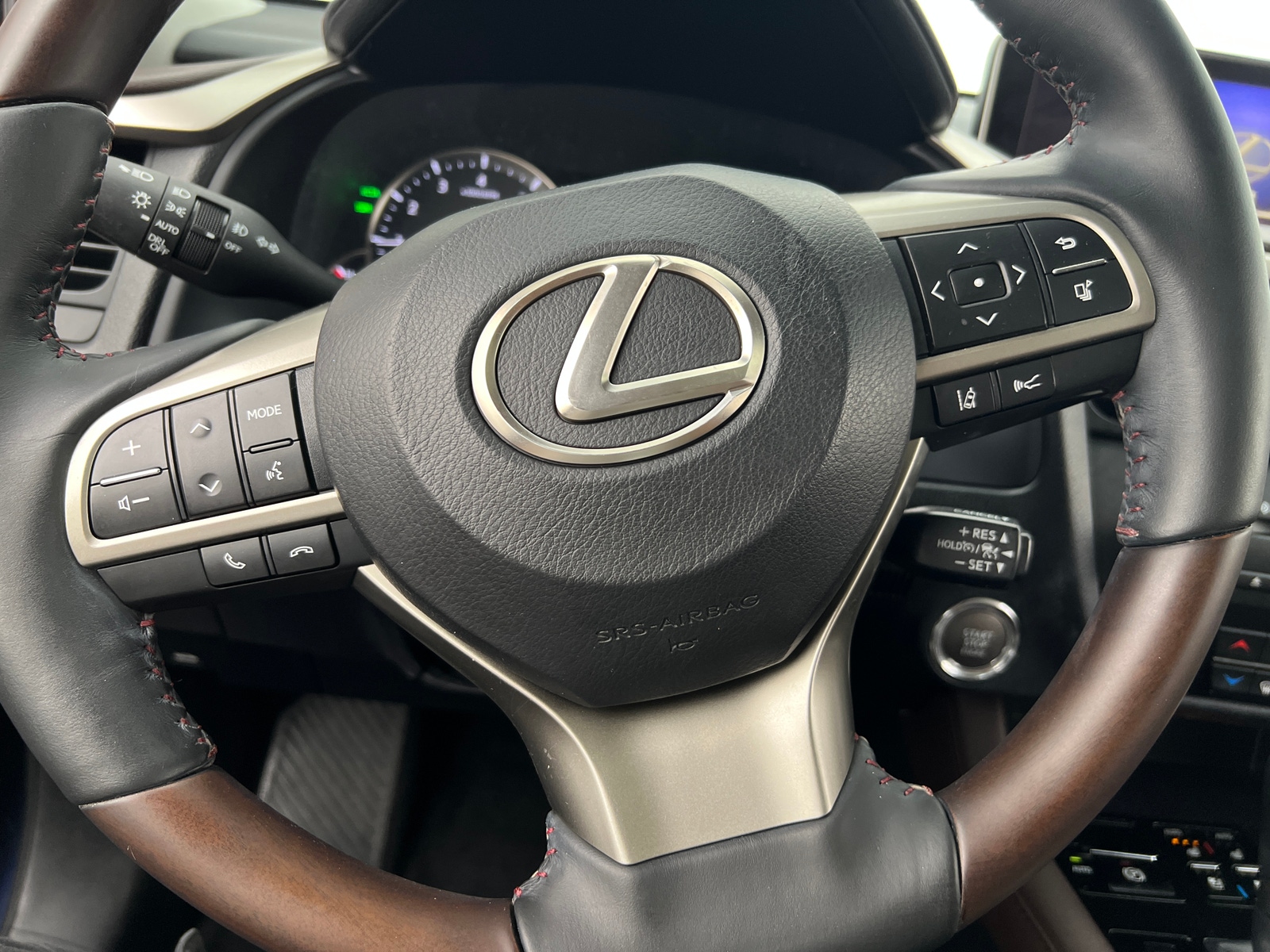 Thumbnail: 2017 Lexus RX - 5