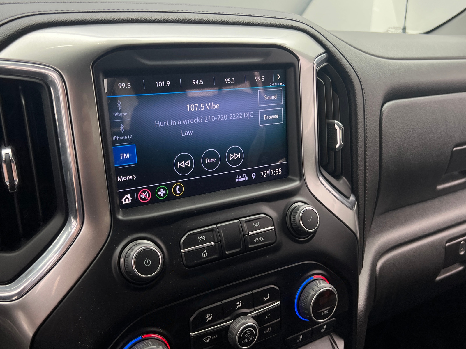 Thumbnail: 2019 Chevrolet Silverado 1500 - 4