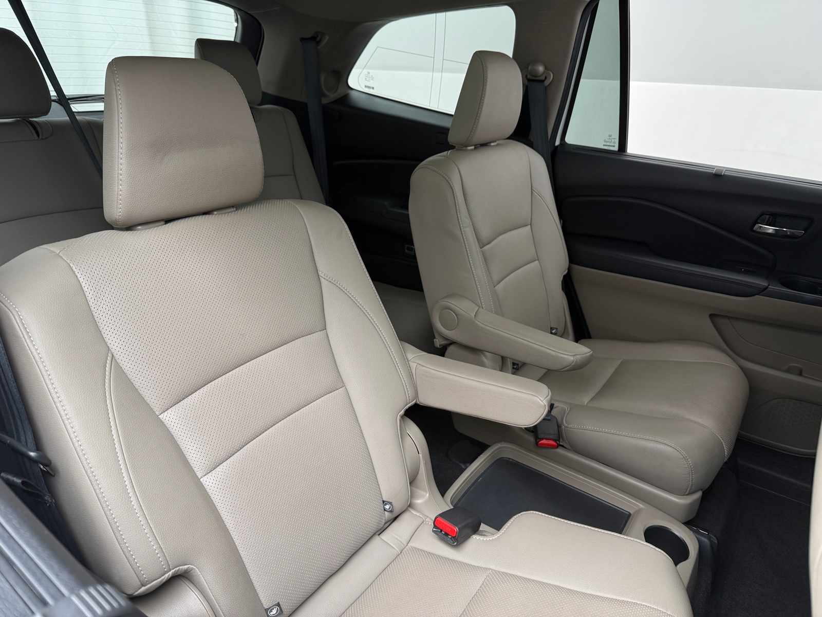 Thumbnail: 2017 Honda Pilot - 5