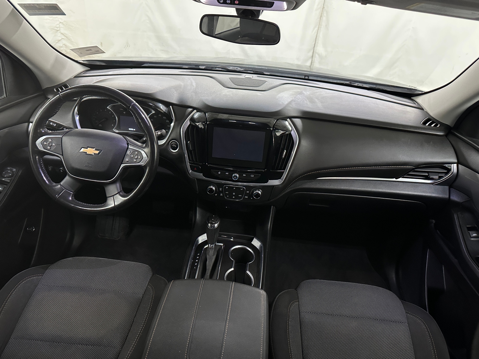 Thumbnail: 2019 Chevrolet Traverse - 3