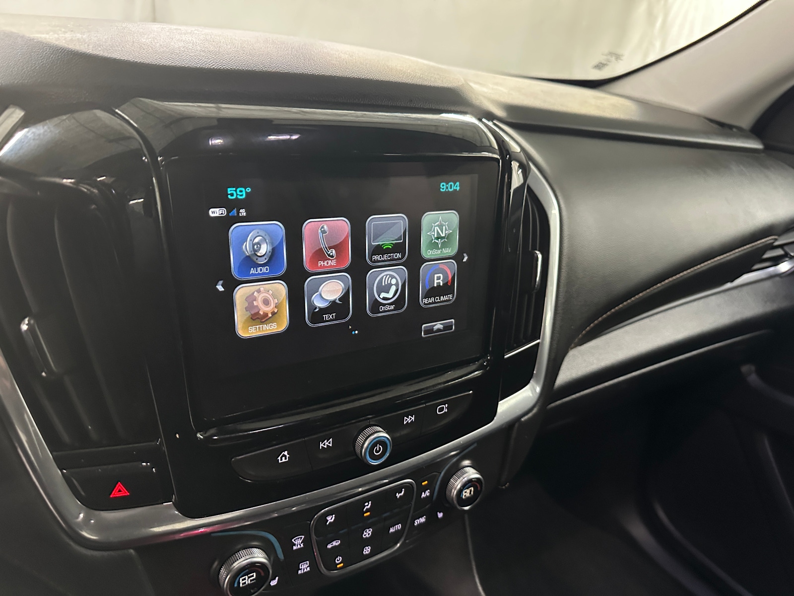 Thumbnail: 2019 Chevrolet Traverse - 4
