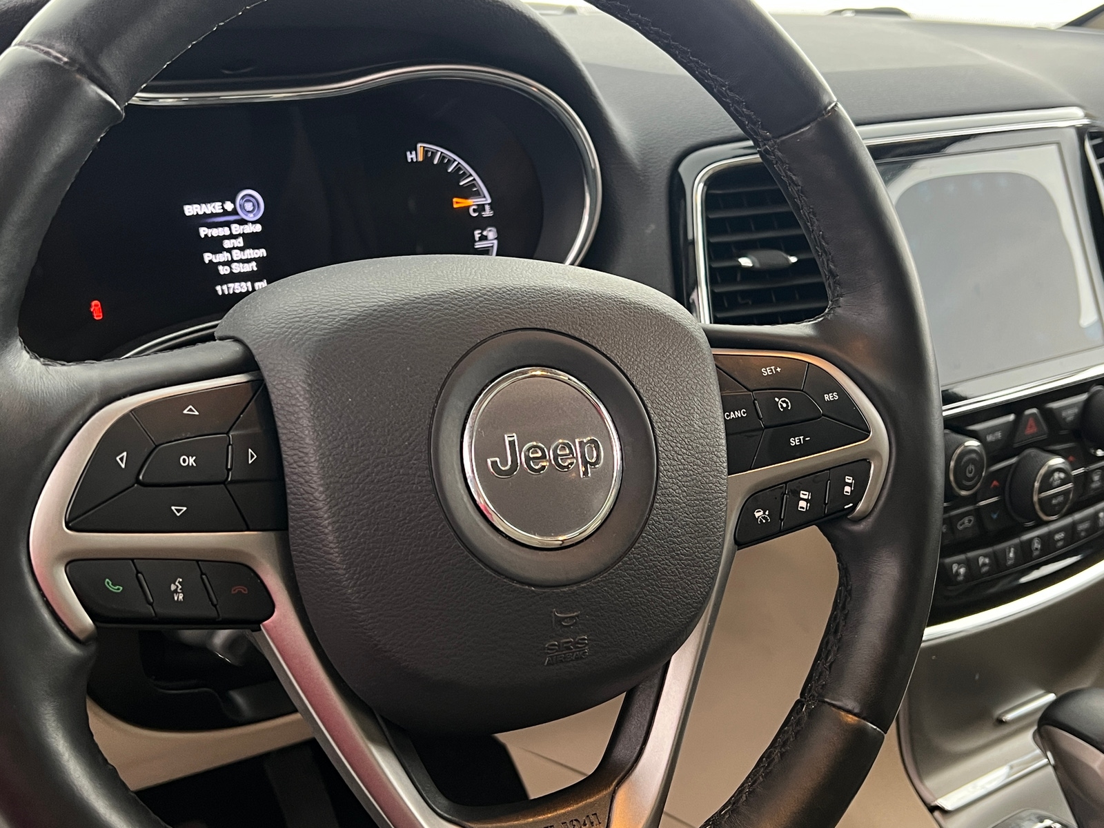 Thumbnail: 2019 Jeep Grand Cherokee - 4