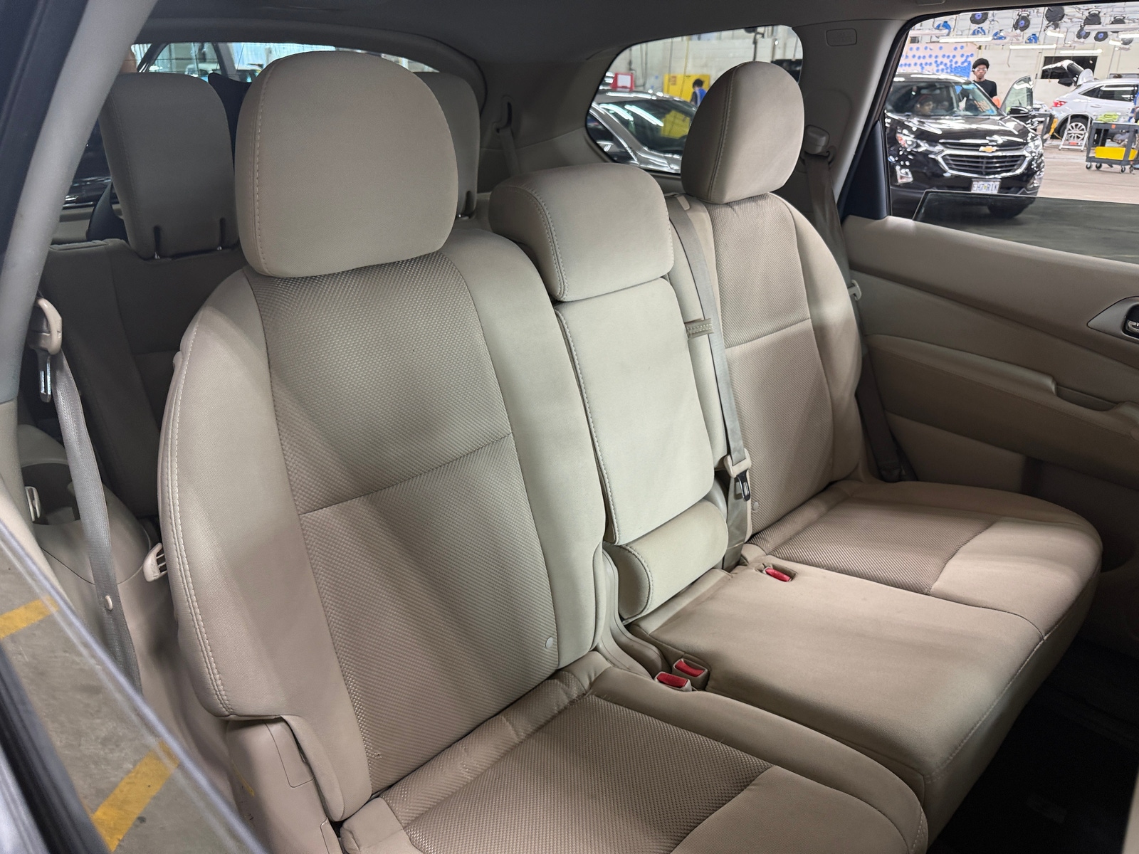 Thumbnail: 2017 Nissan Pathfinder - 6