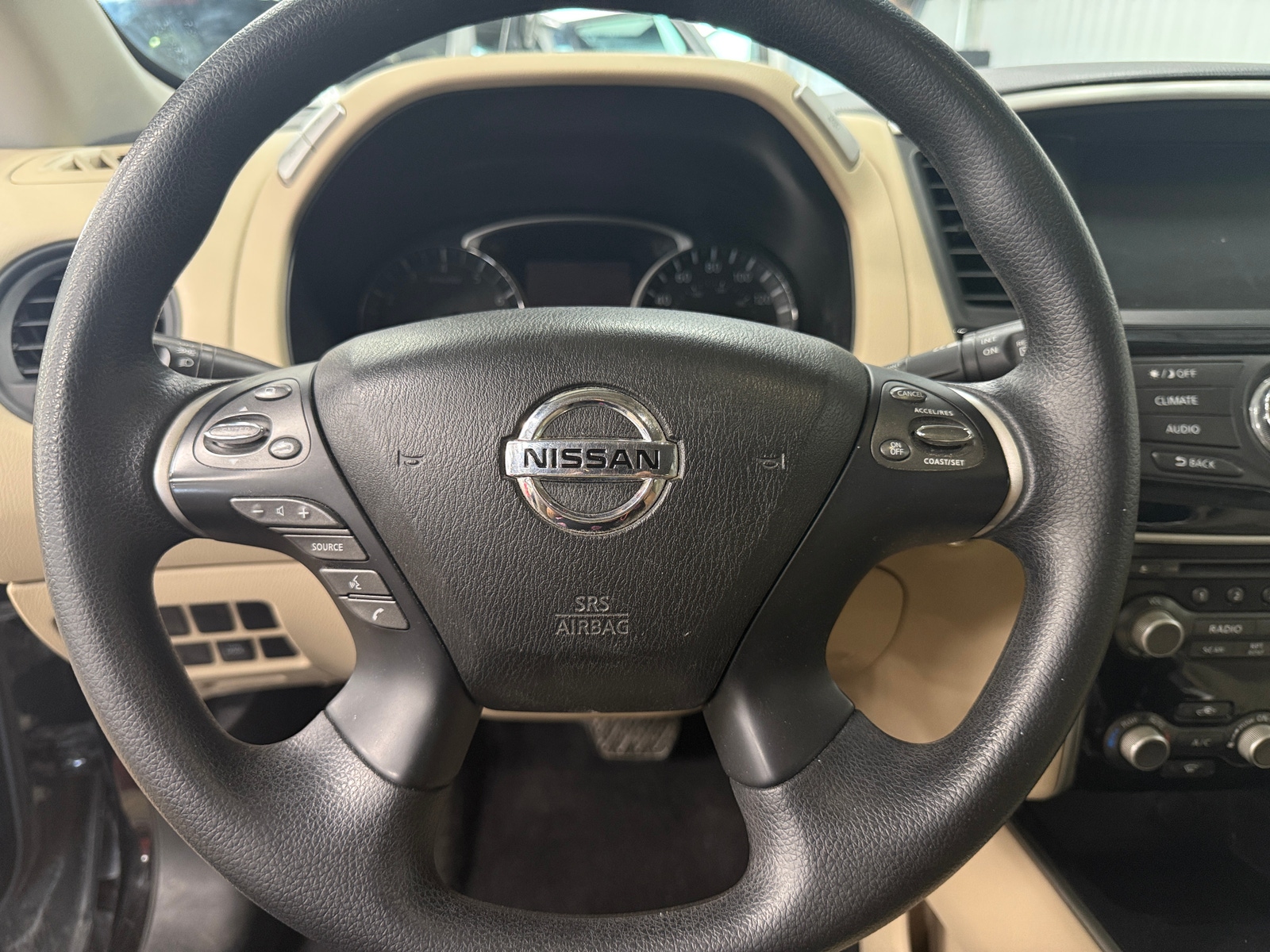 Thumbnail: 2017 Nissan Pathfinder - 5