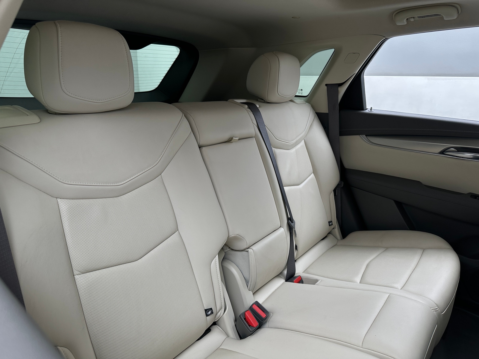 Thumbnail: 2022 Cadillac XT5 - 5