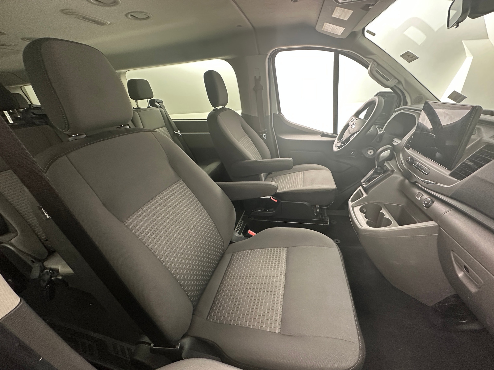 Thumbnail: 2022 Ford Econoline - 2