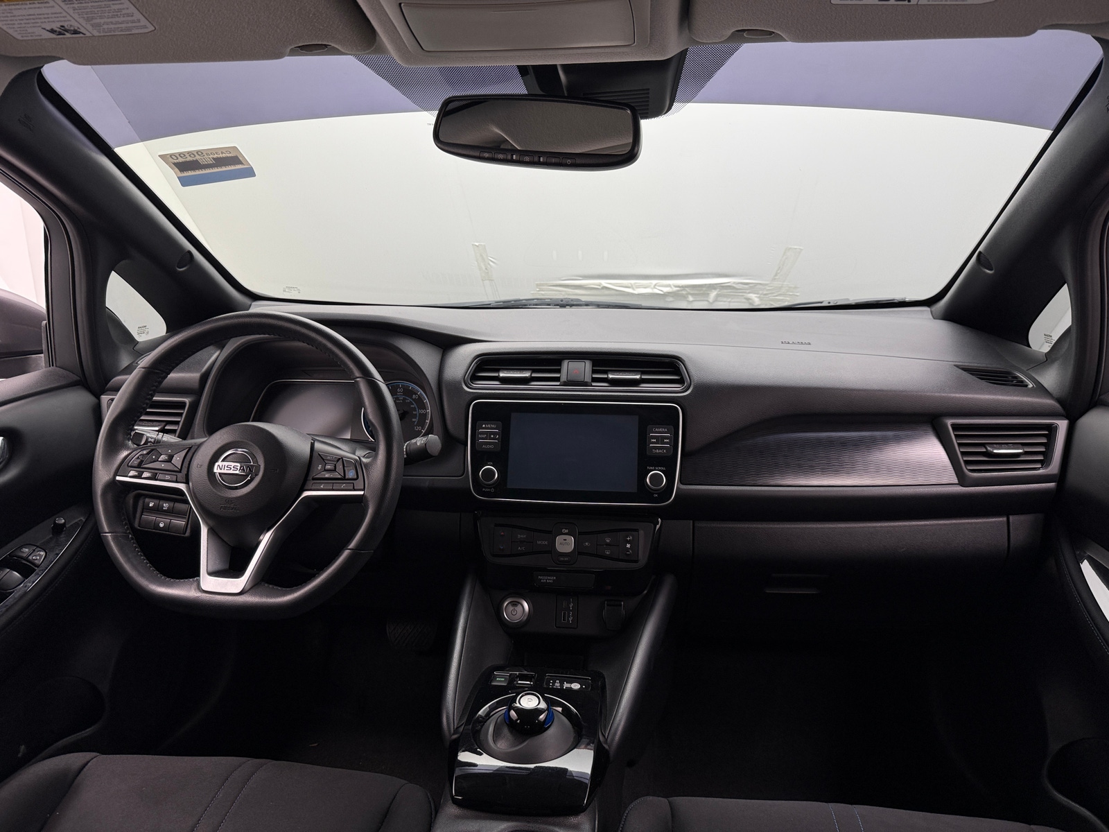 Thumbnail: 2020 Nissan Leaf - 3
