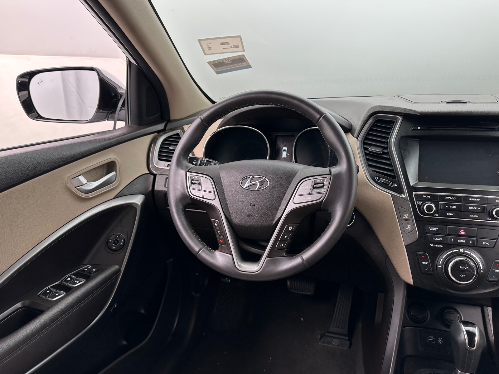 Thumbnail: 2017 Hyundai Santa Fe - 5