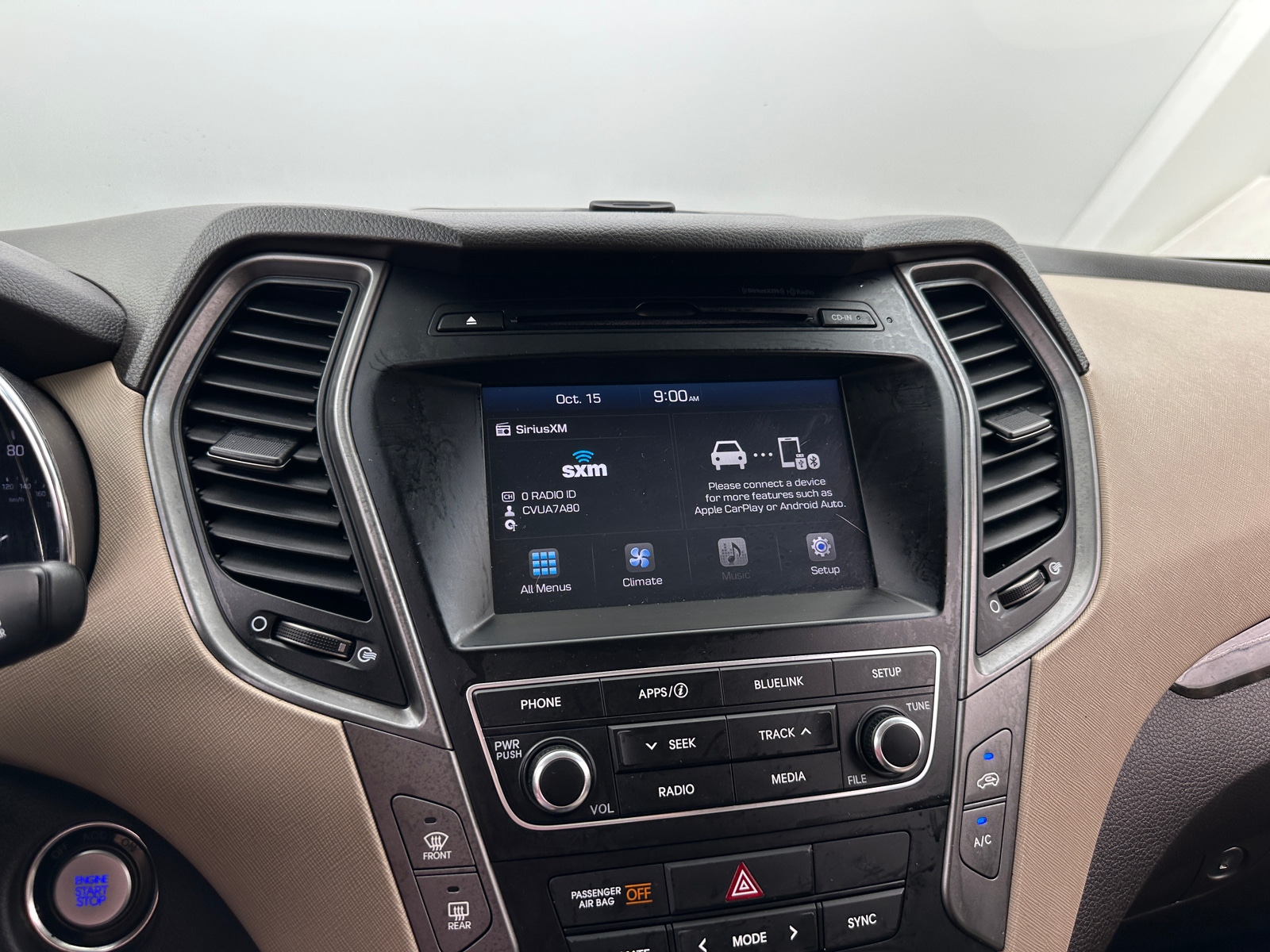 Thumbnail: 2017 Hyundai Santa Fe - 4