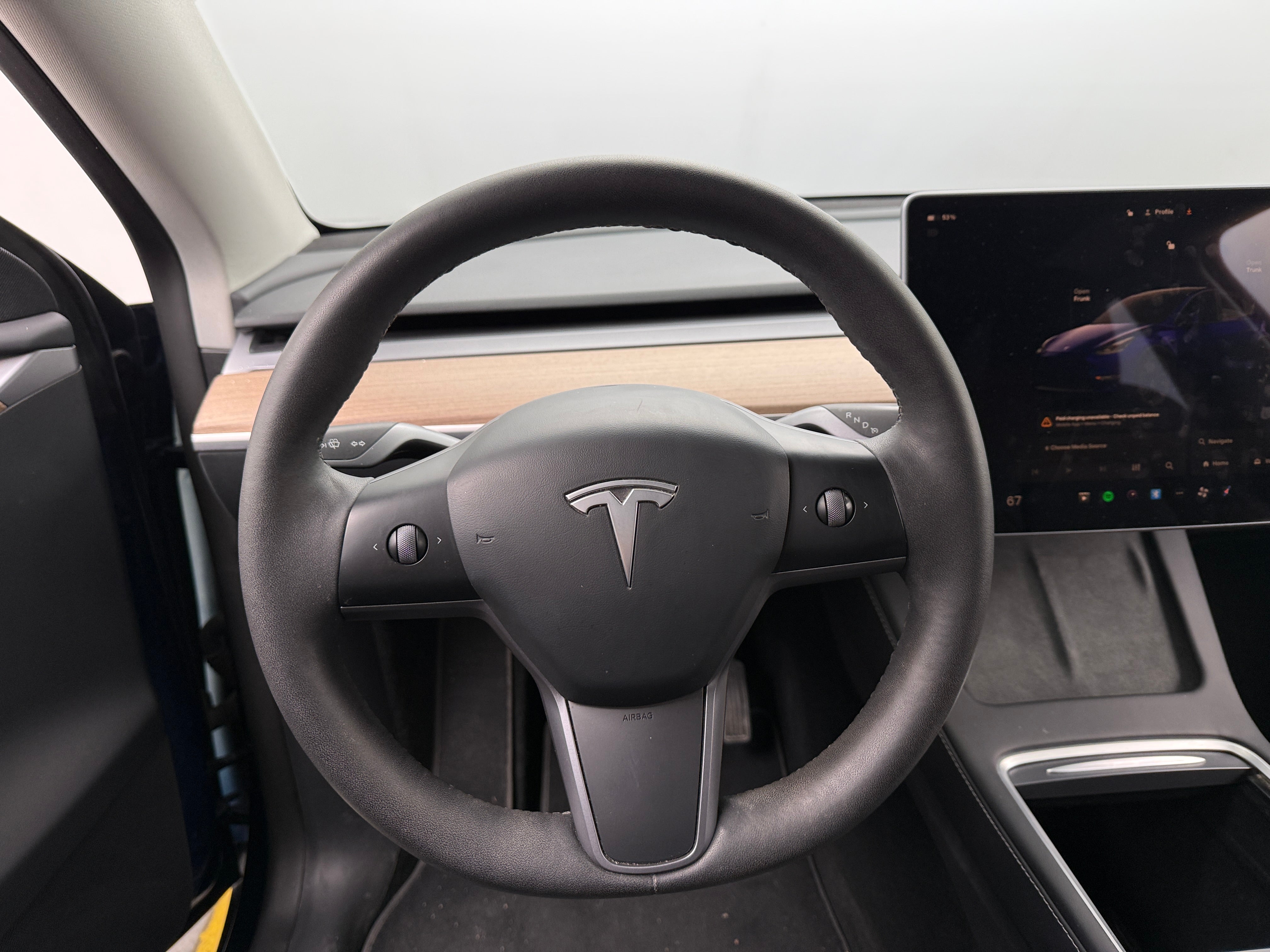 Used 2023 Tesla Model Y Long Range with VIN 7SAYGAEE8PF706155 for sale in Oak Creek, WI