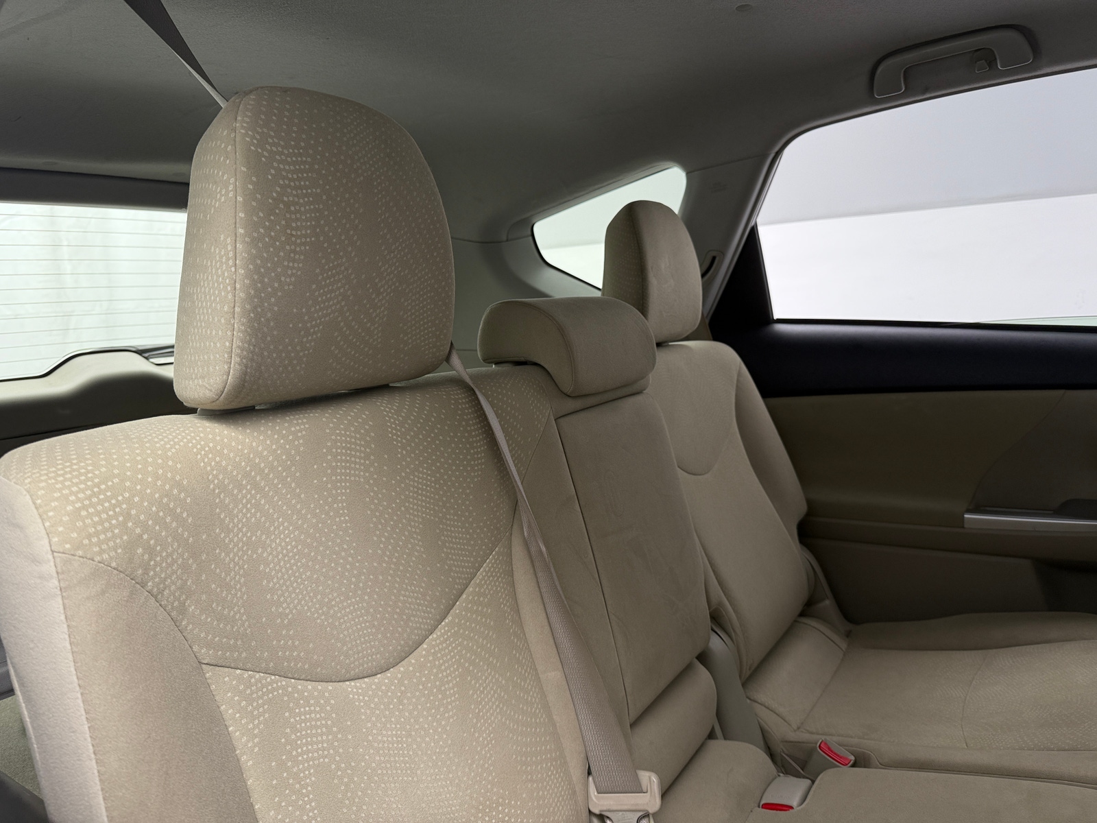 Thumbnail: 2013 Toyota Prius v - 6