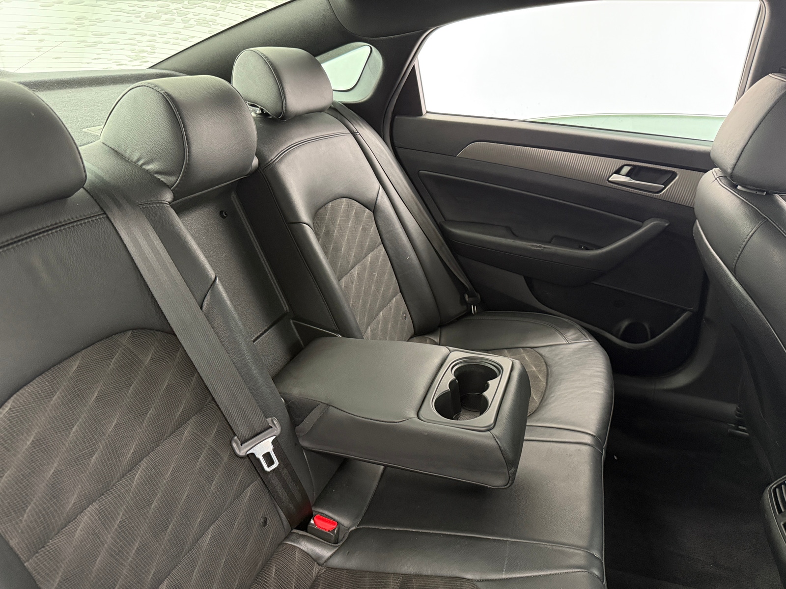 Thumbnail: 2019 Hyundai Sonata - 6